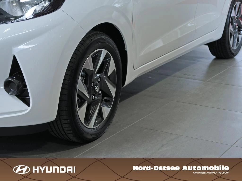 Hyundai i10 FL Trend DynLicht Fernlichtass. Kam. LM Navi TrendAC3 i10 FL Trend DynLicht Fernlichtass. Kam. LM Navi Trend