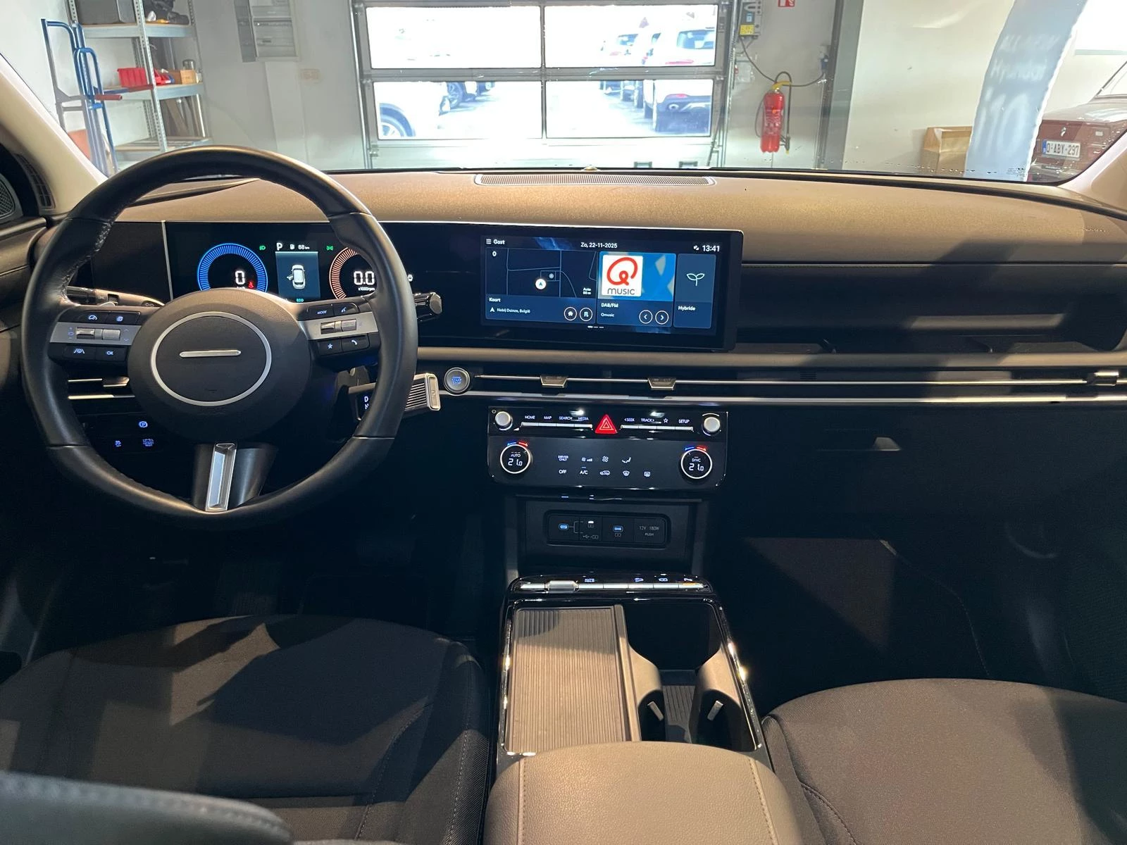 Hyundai-Tucson Hybrid-image-7