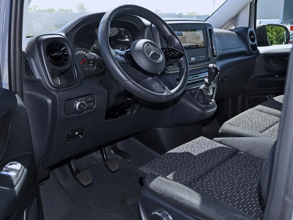 Mercedes-Benz-Vito 116-image-7