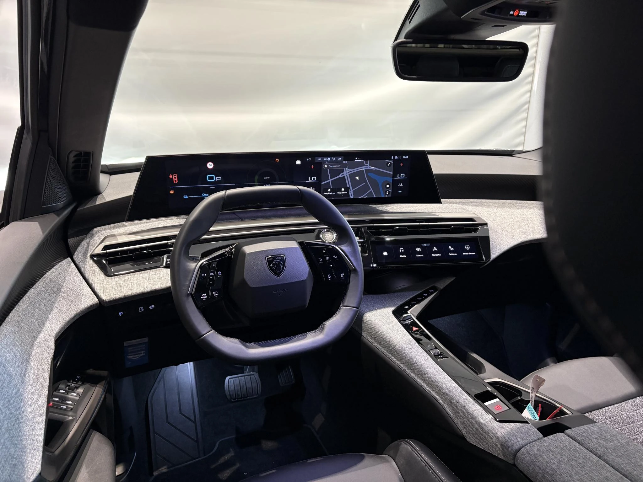 Peugeot 3008 1.6 plug-in Hybrid 195 Allure