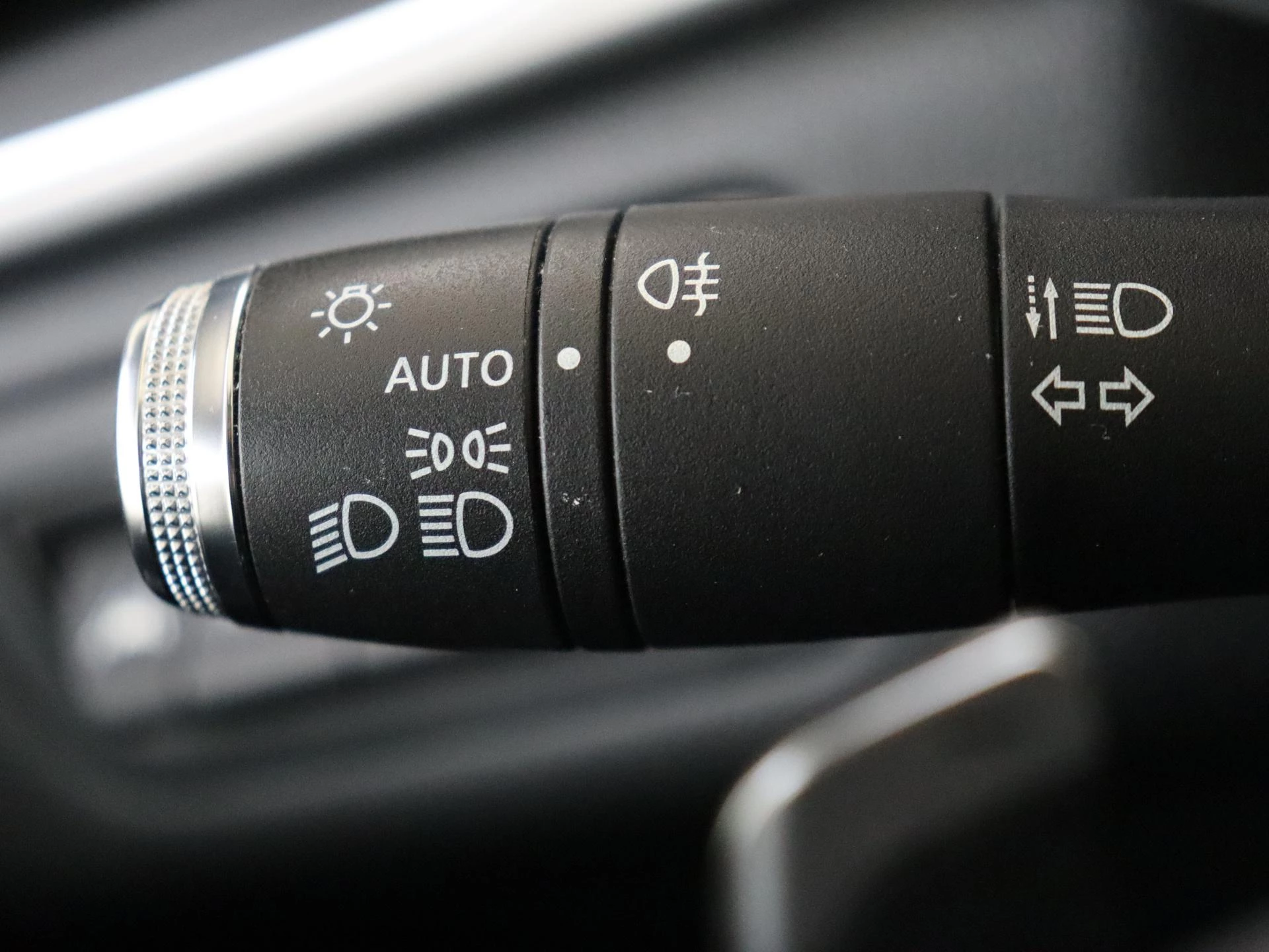 Renault-Captur-image-21