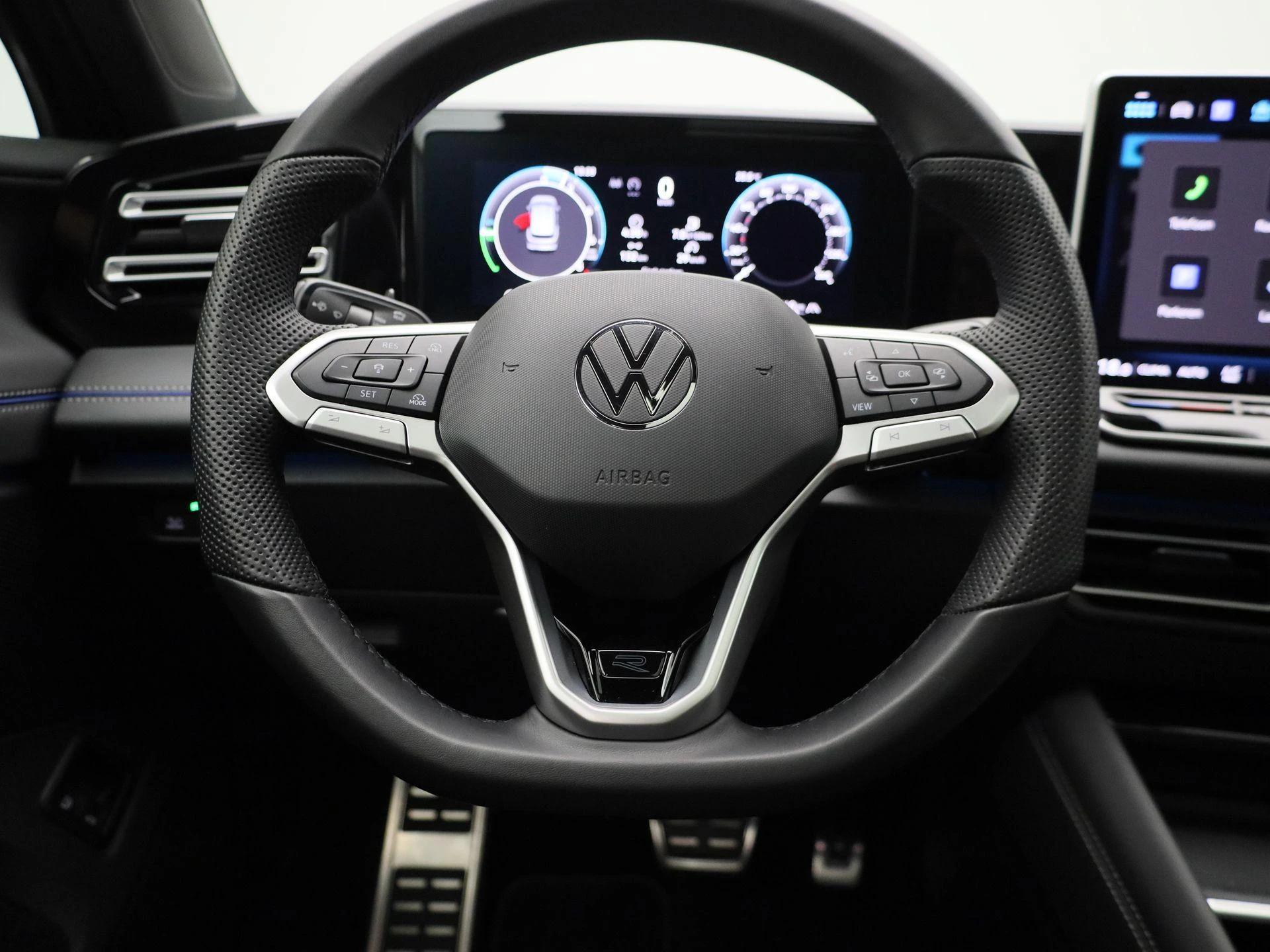 Volkswagen Tiguan 1.5 eHybrid R-Line Edition 204 PK|