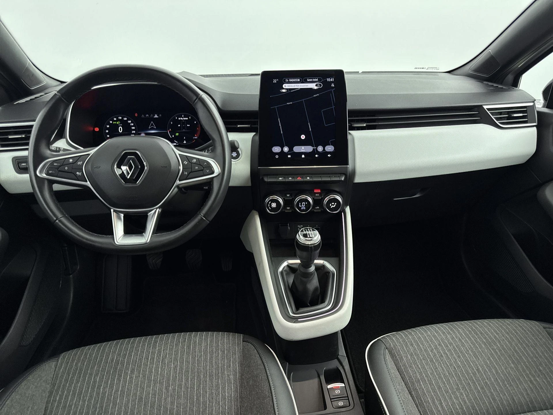 Renault-Clio-image-15