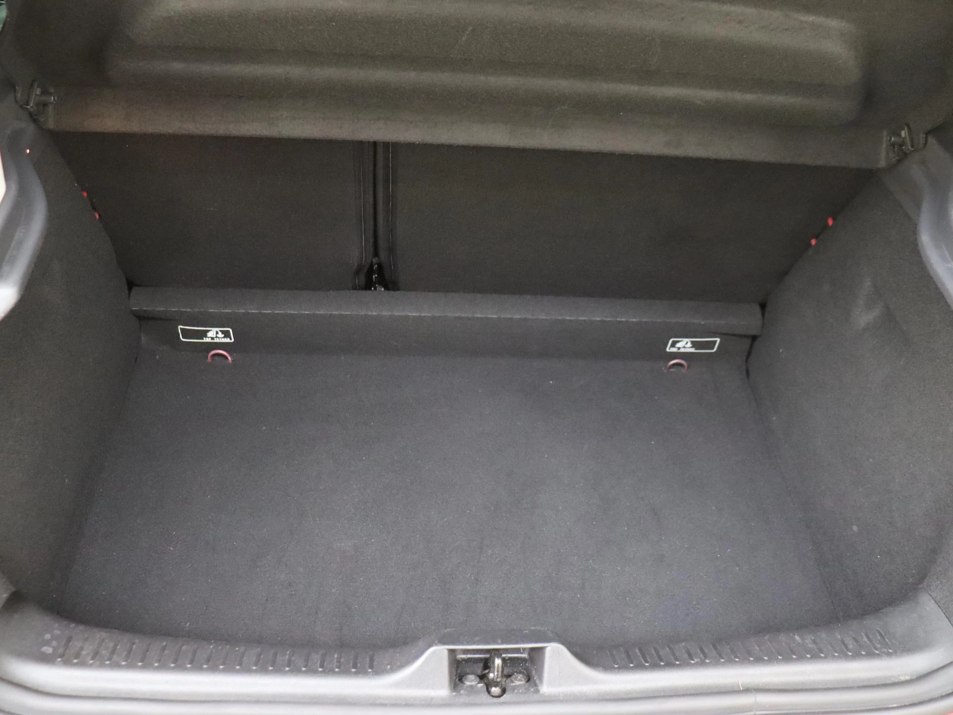 Renault-Clio-image-23