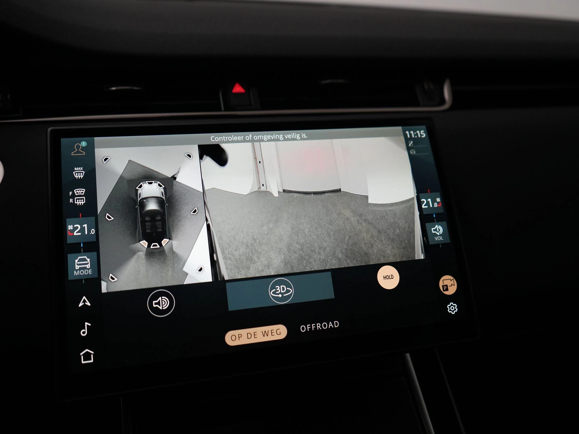 Land Rover-Range Rover Evoque-image-28