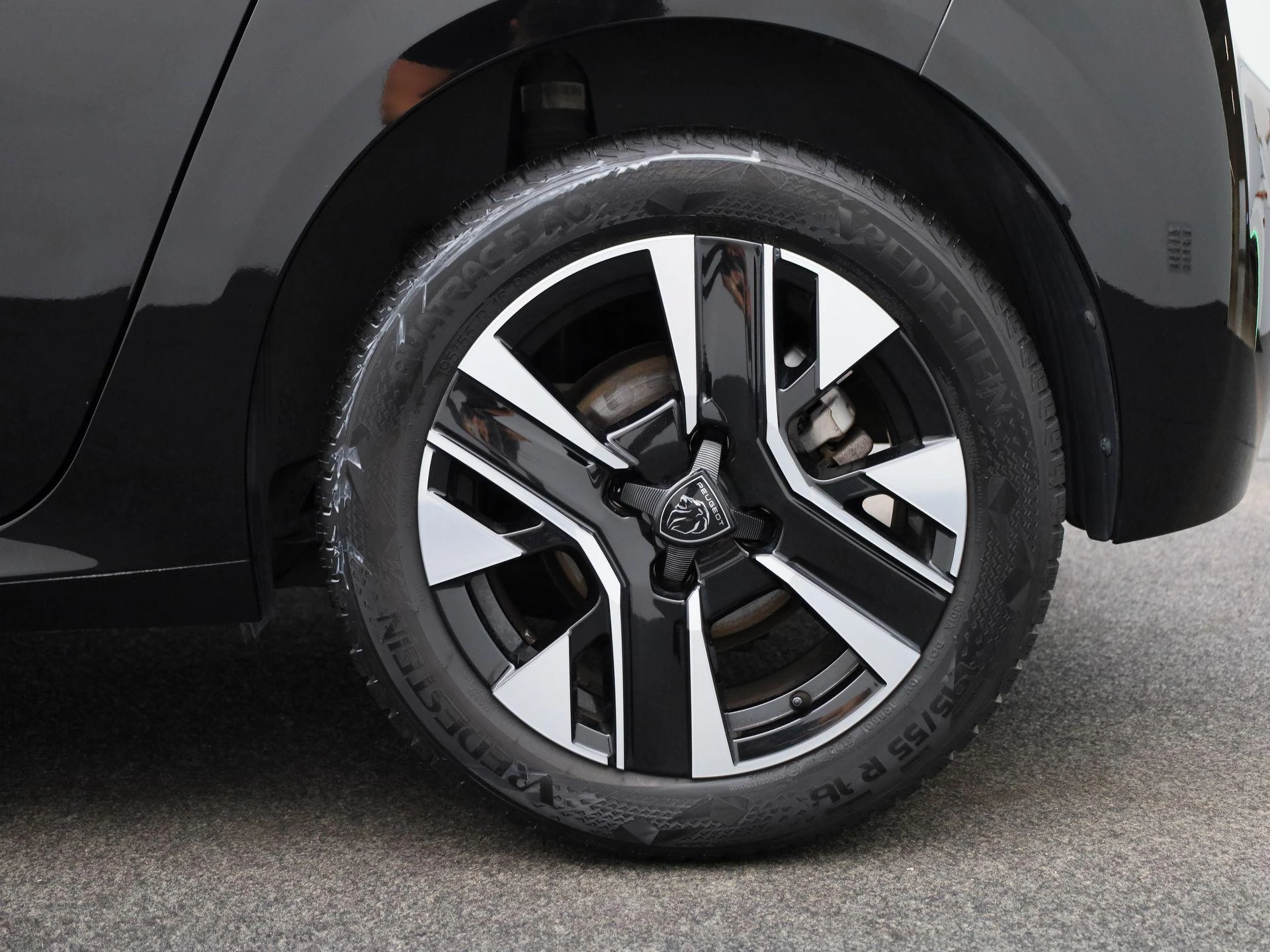 Peugeot 208 1.2 PureTech 100 MAN6 S&S Allure