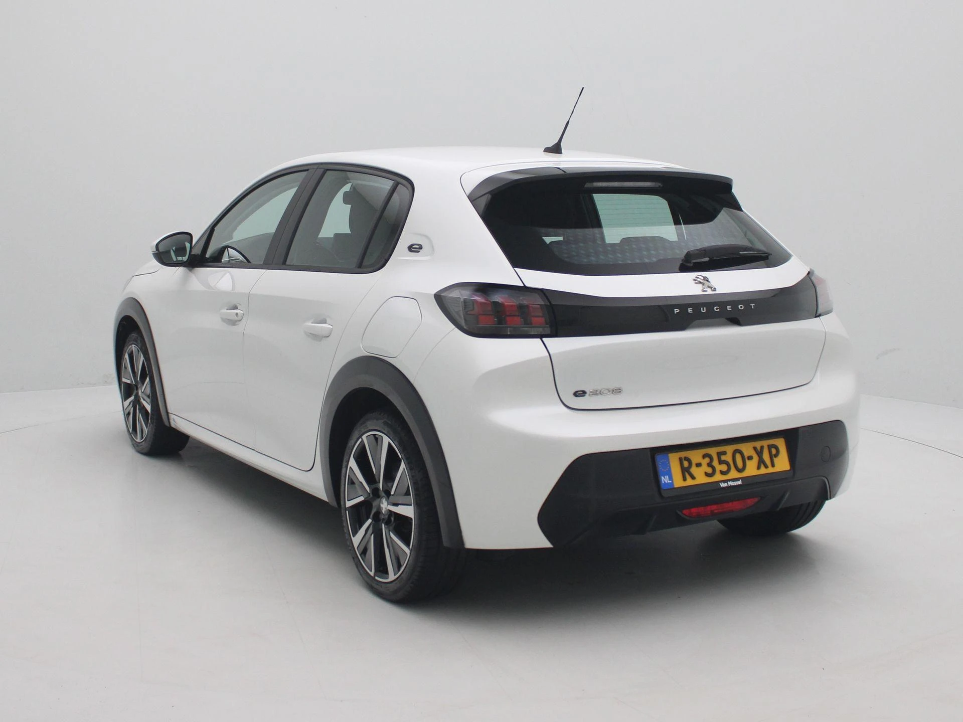 Peugeot e-208 EV Allure 50 kWh