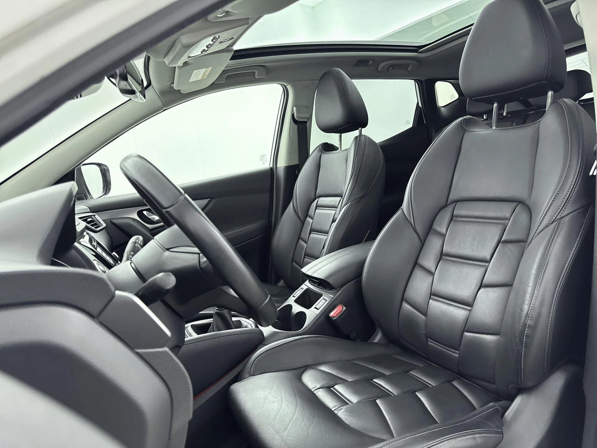 Nissan-QASHQAI-image-31