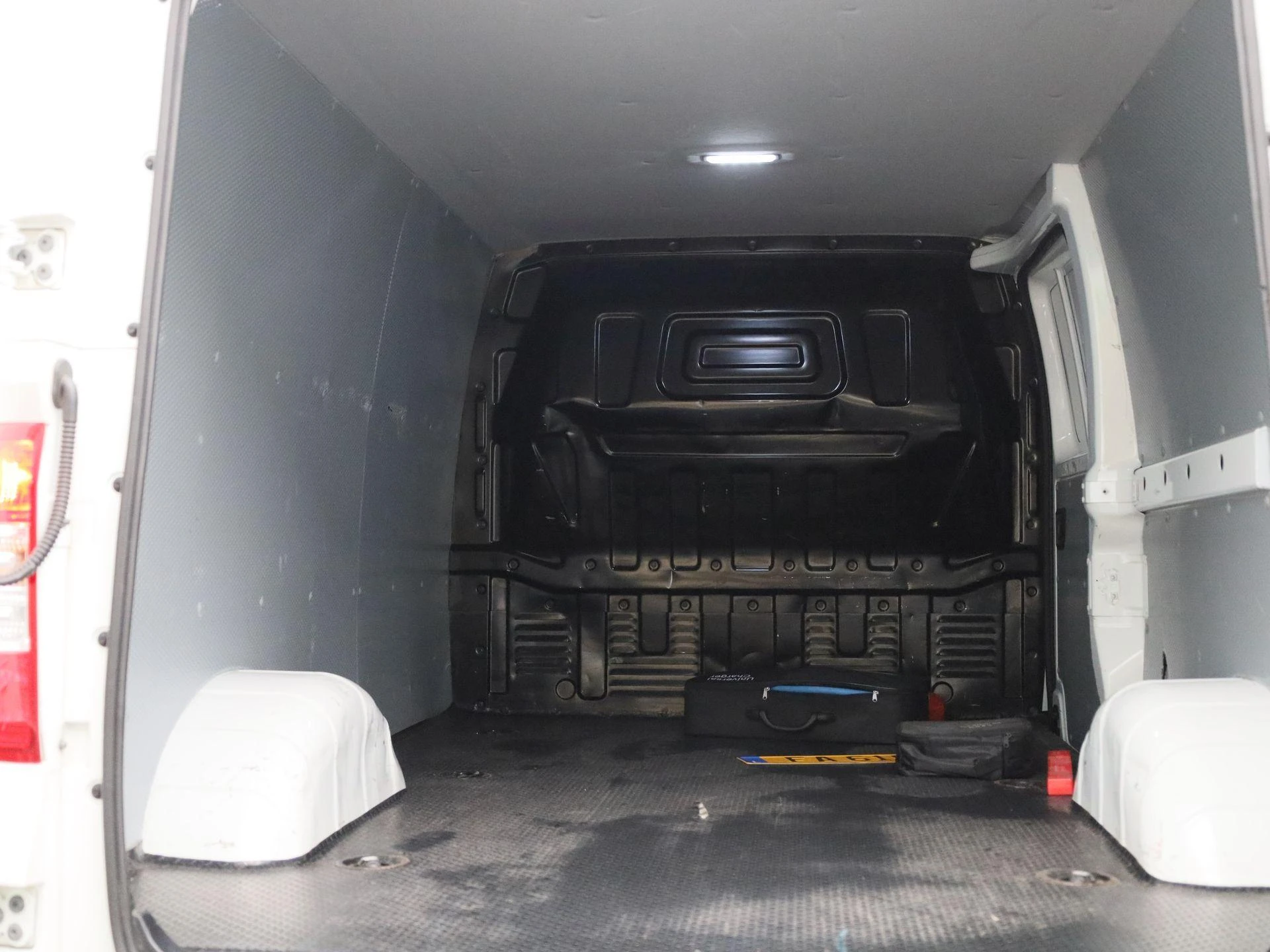Maxus eDeliver3 50 kWh LWB