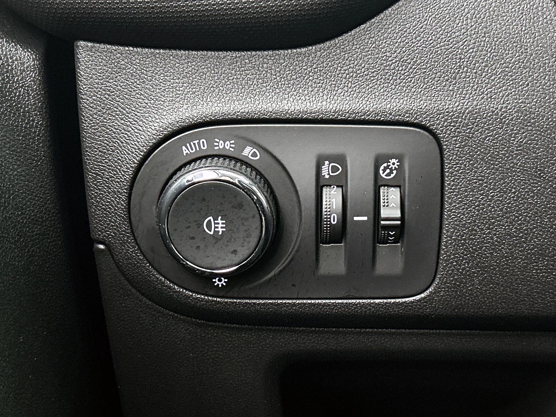 Opel-Crossland-image-22