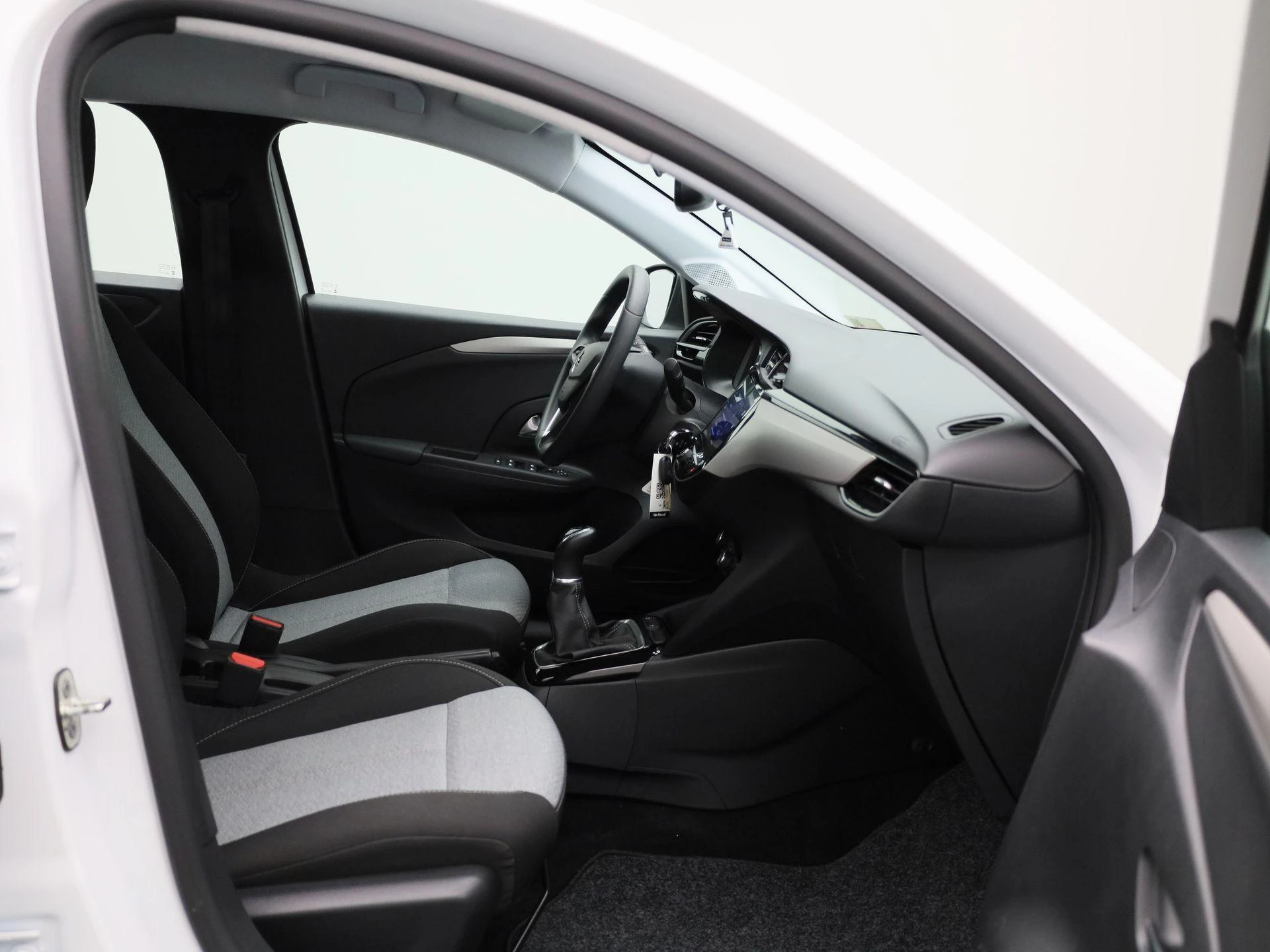 Opel-Corsa-image-29