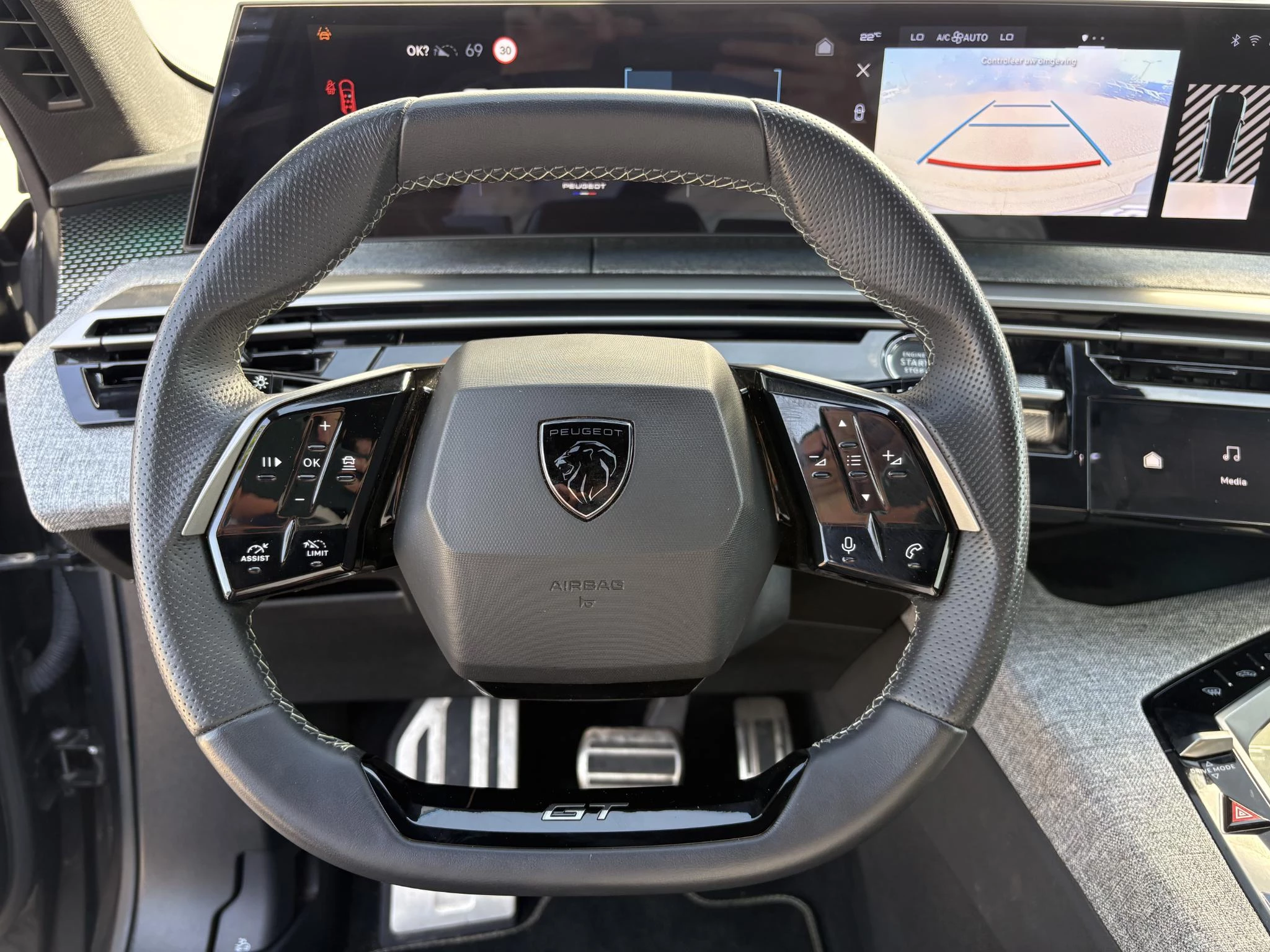 Peugeot-5008-image-10