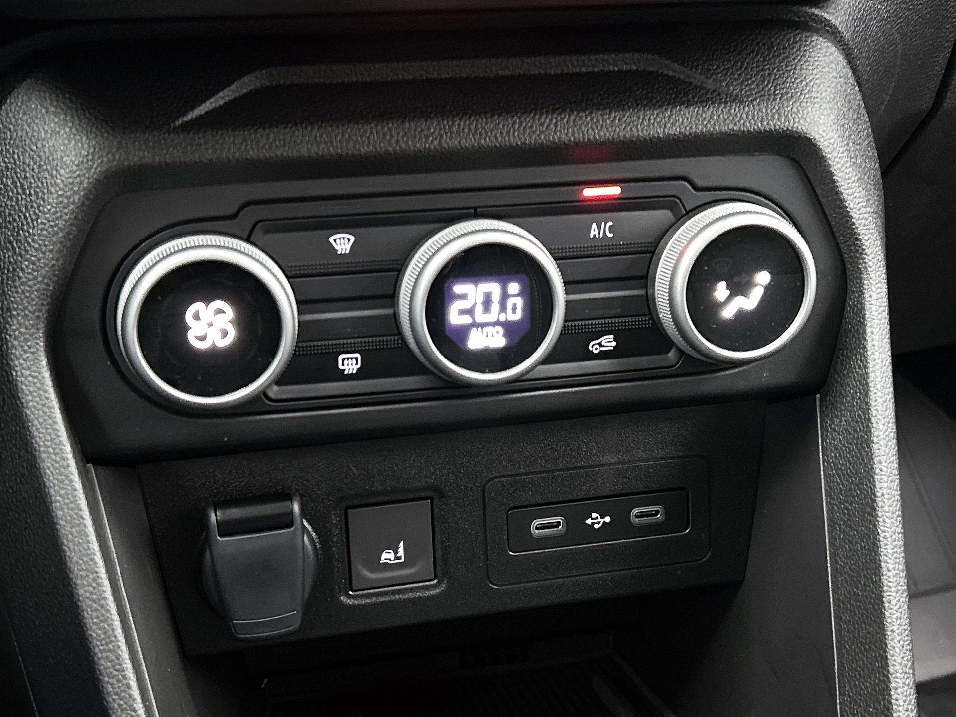 Dacia-Jogger-image-15