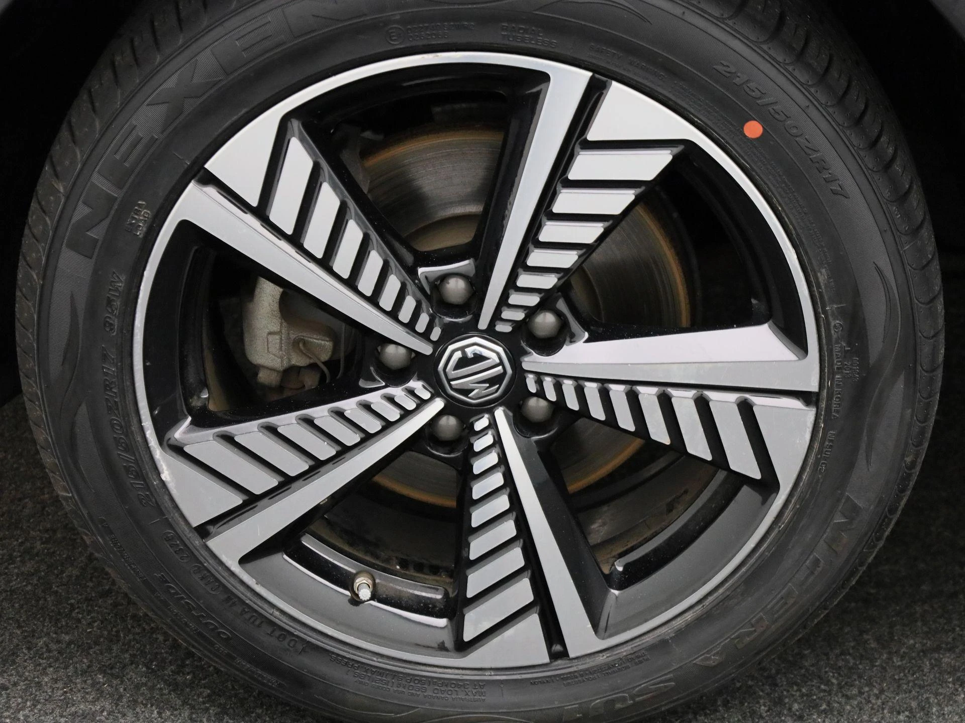 MG-ZS EV-image-12