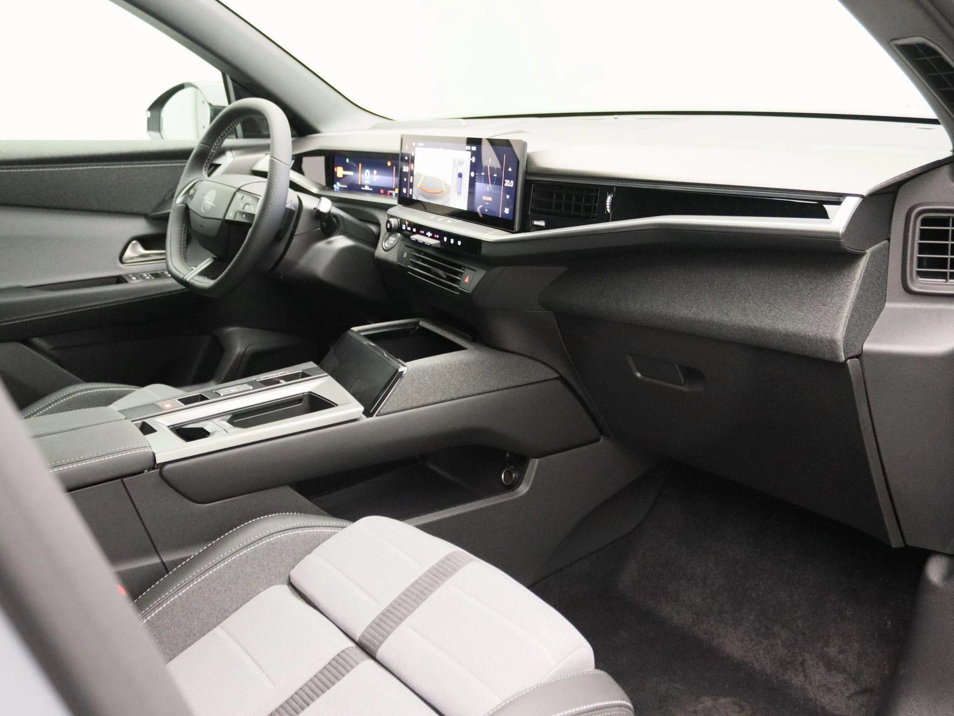 Opel-Grandland-image-20