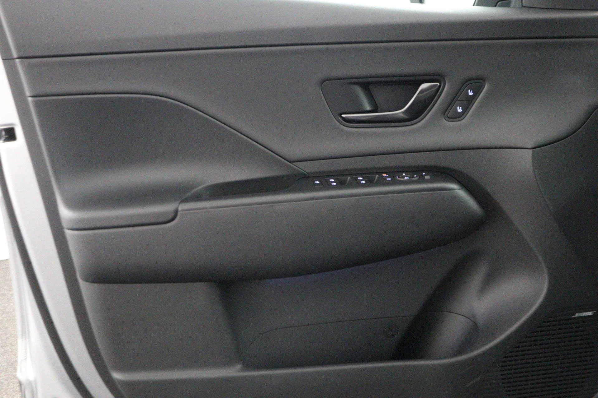 Hyundai-Kona-image-42
