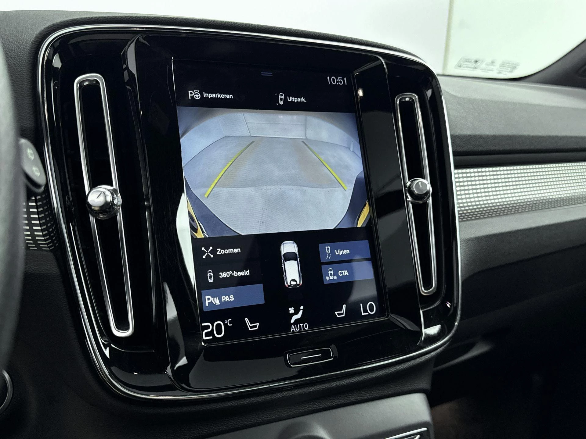 Volvo-XC40-image-6
