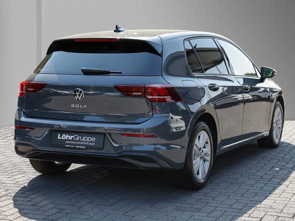 Volkswagen-Golf-image-3