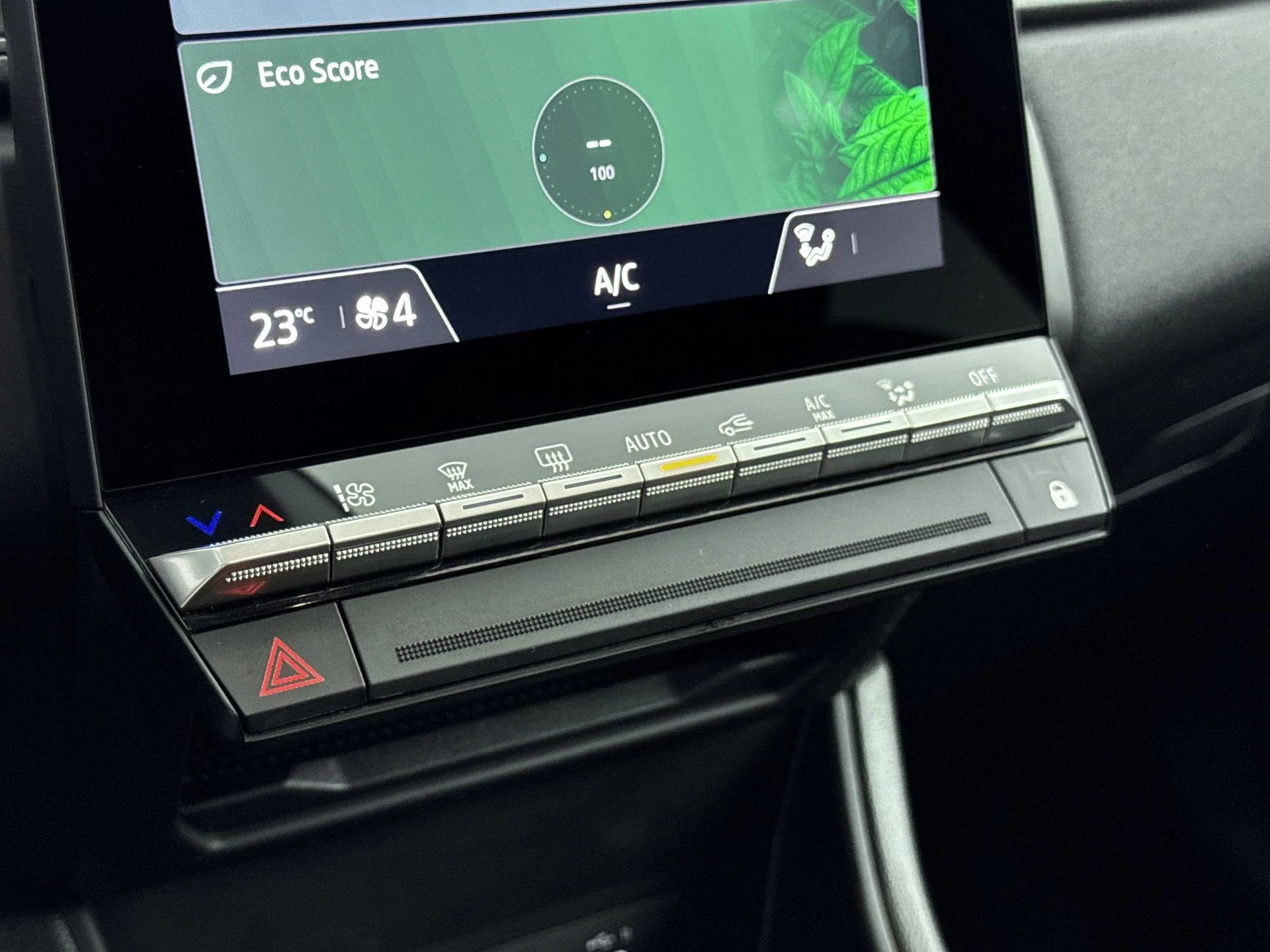 Renault-Captur-image-14