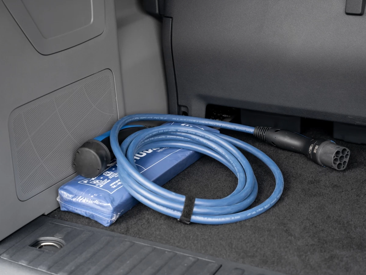 Ford-Tourneo Custom-image-10