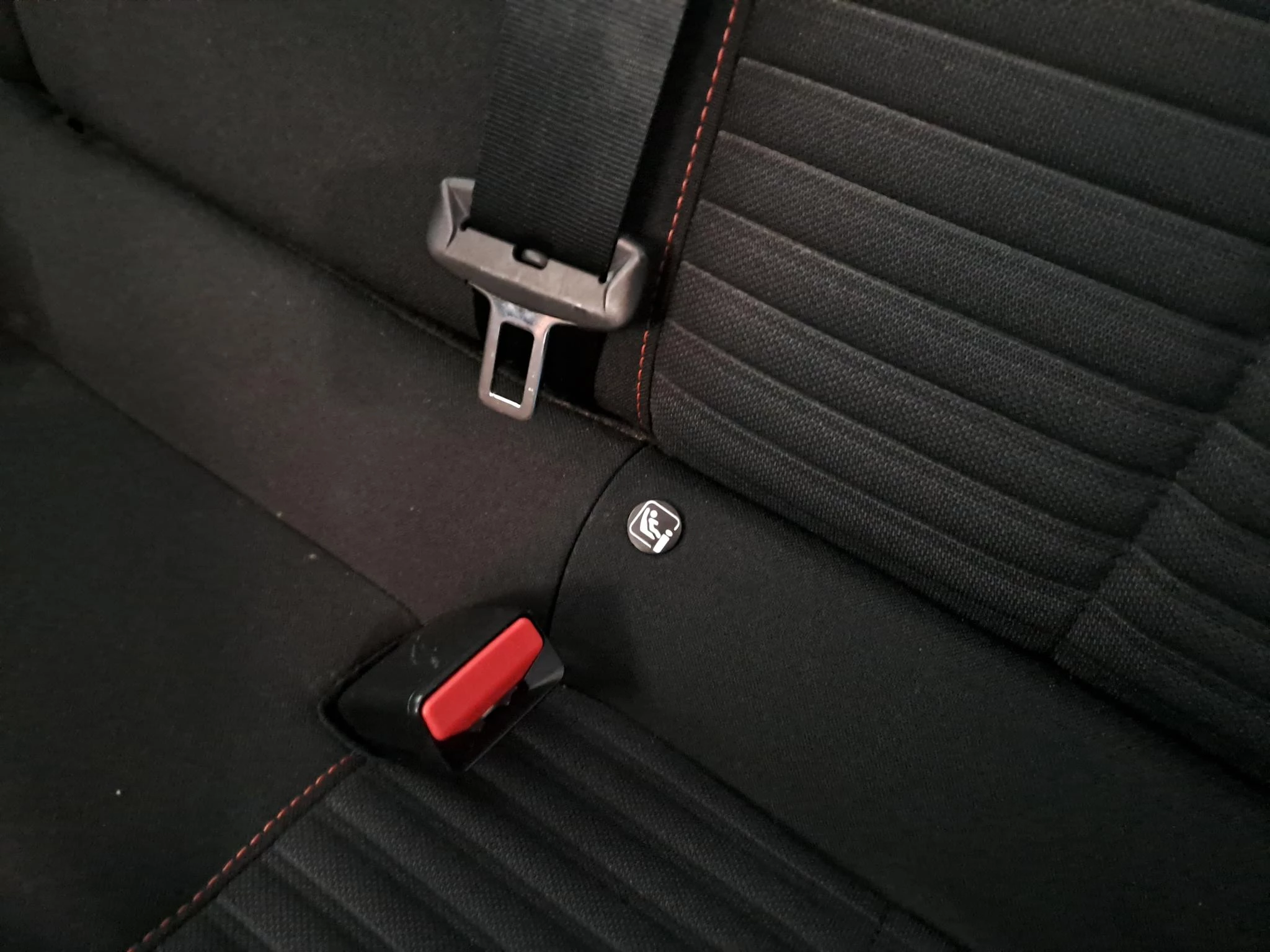 Peugeot-208-image-22