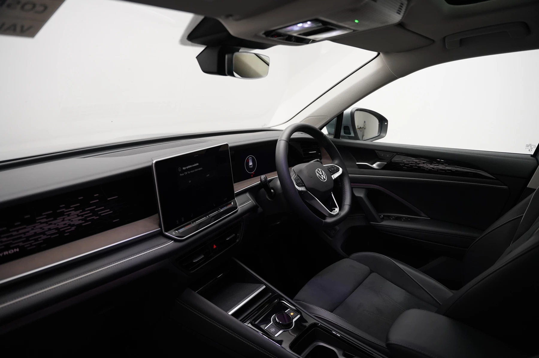 Volkswagen-Tayron-image-1