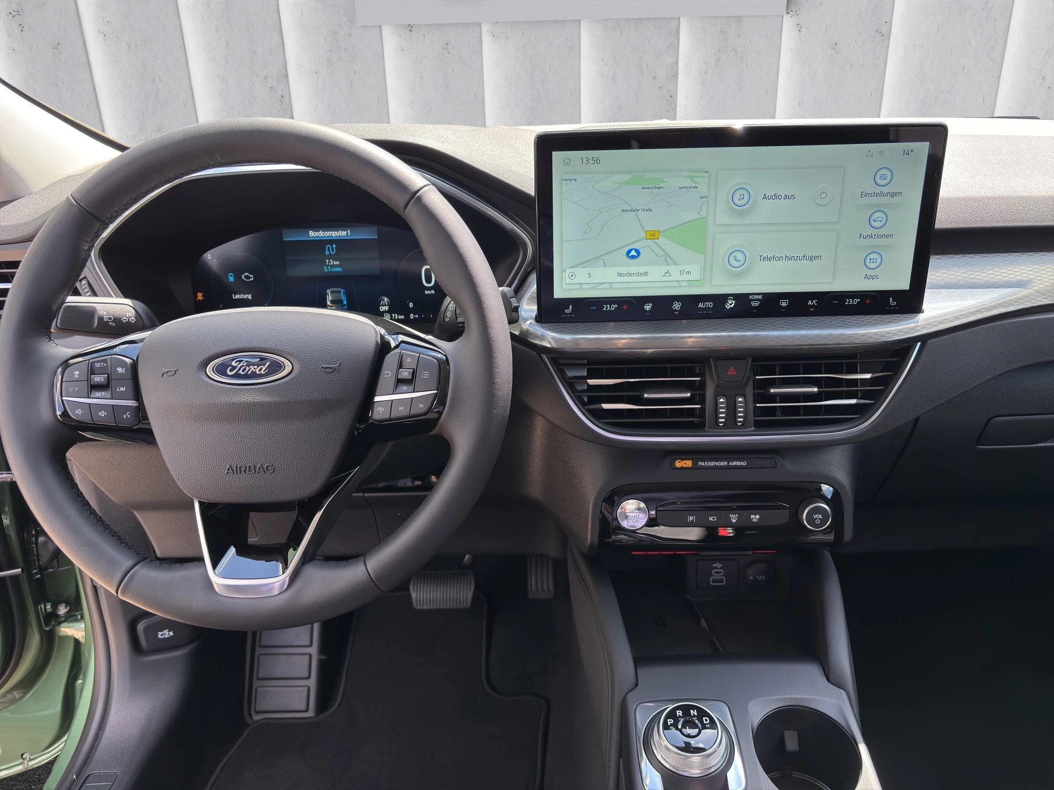 Ford Kuga Titanium 2.5 Duratec Plug-in-Hybrid CVT Sports Utility Vehicle. 178 kW. MJ 2026.25