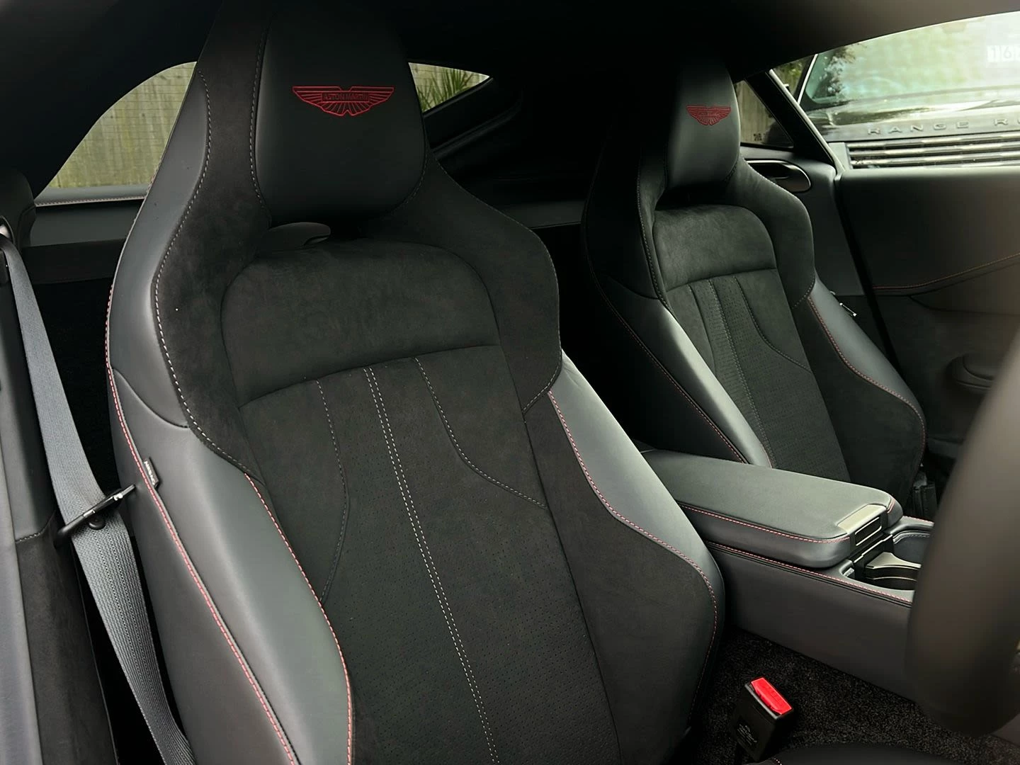 Aston Martin V8 Vantage, image 15