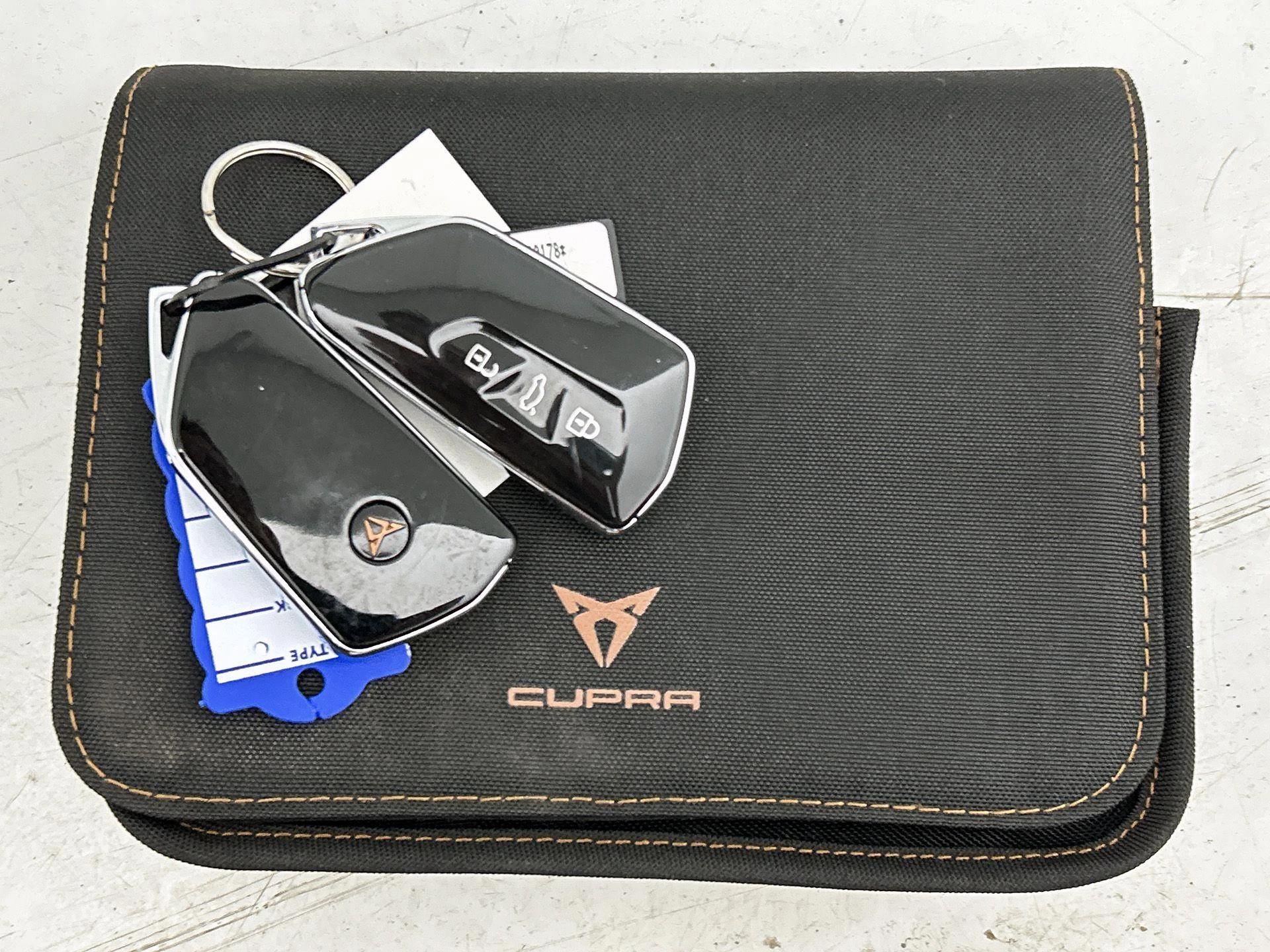 CUPRA Tavascan Business 82 kWh