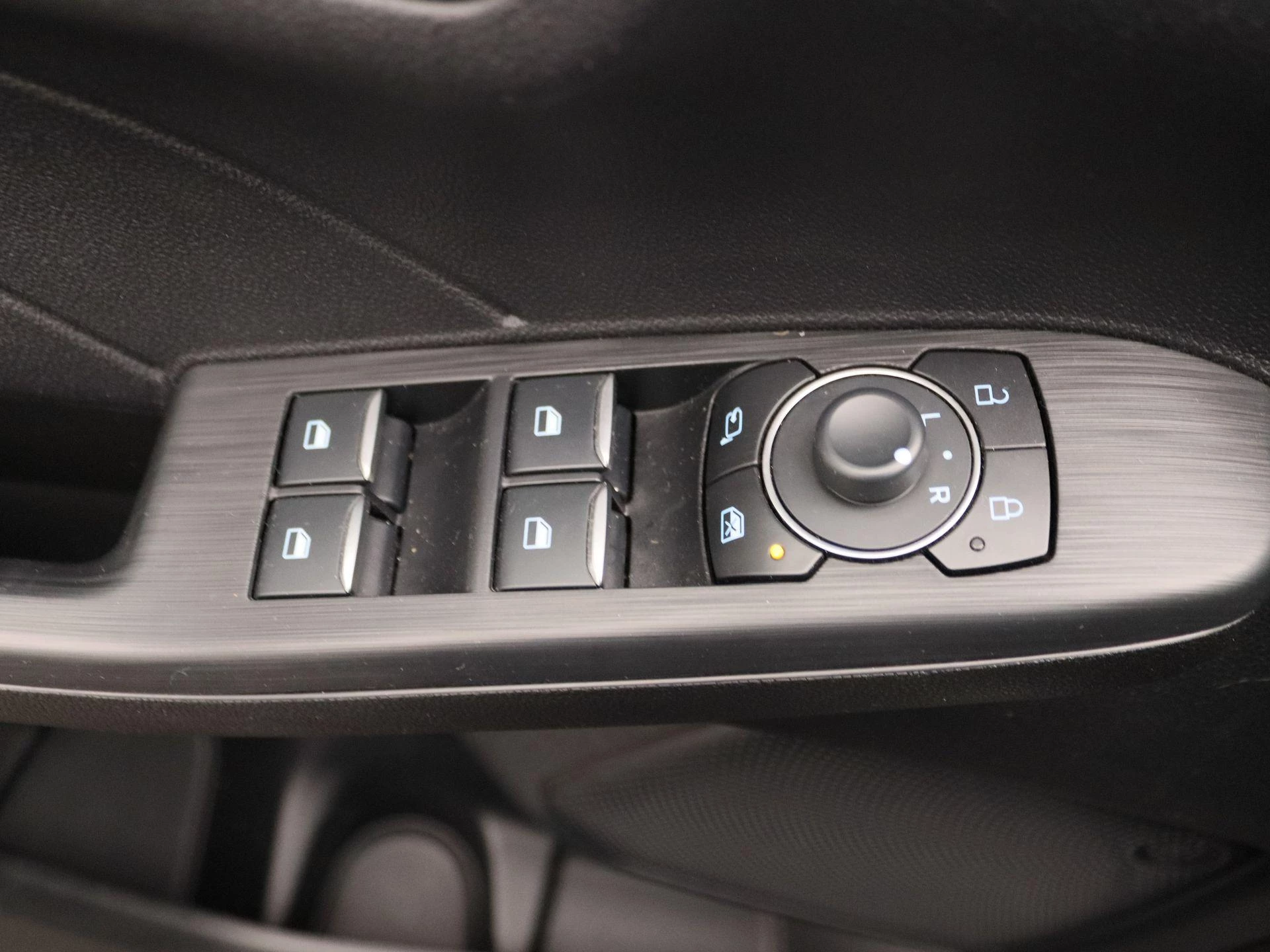 Ford-Kuga-image-21