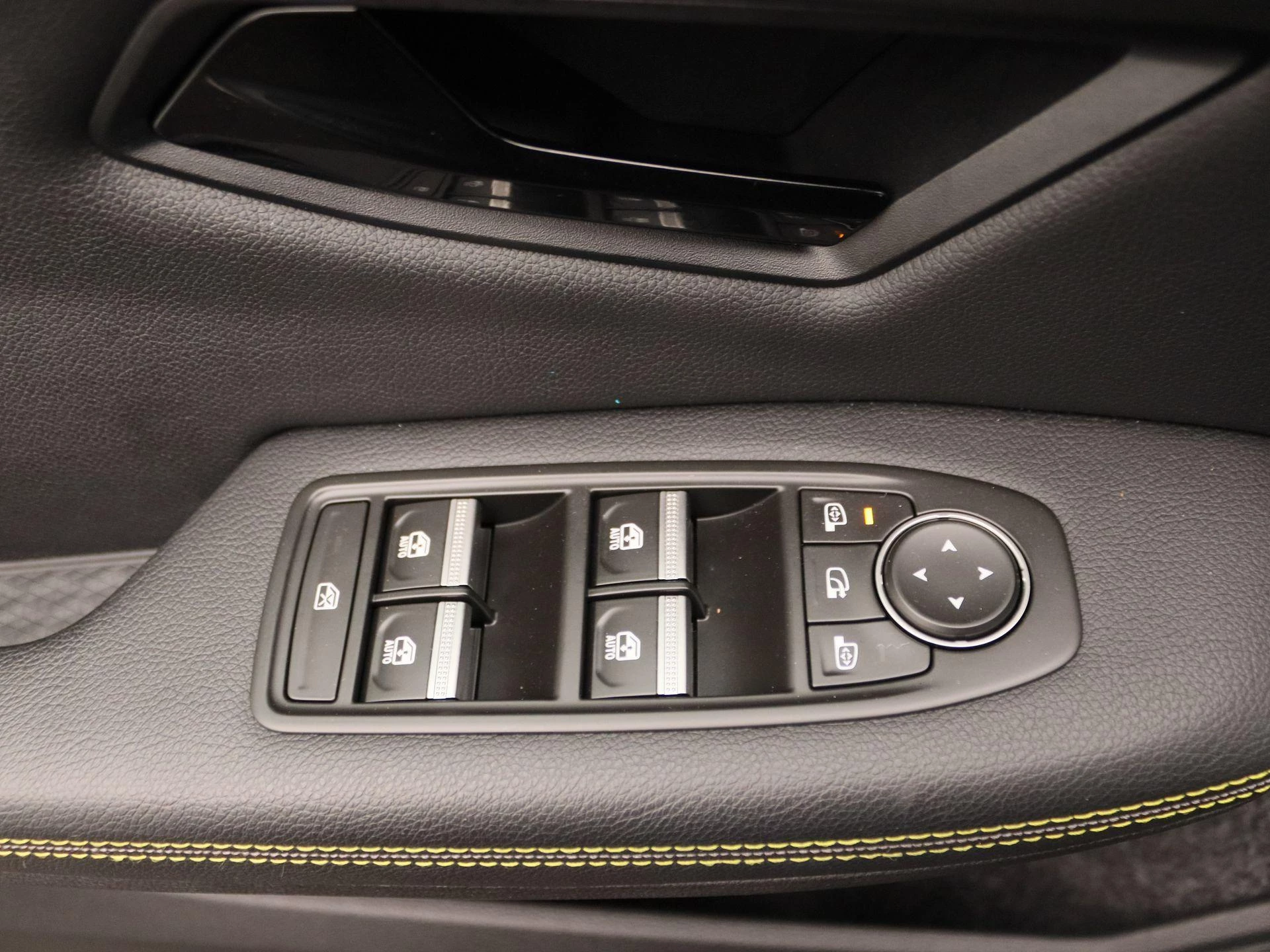 Renault-Megane E-Tech-image-19