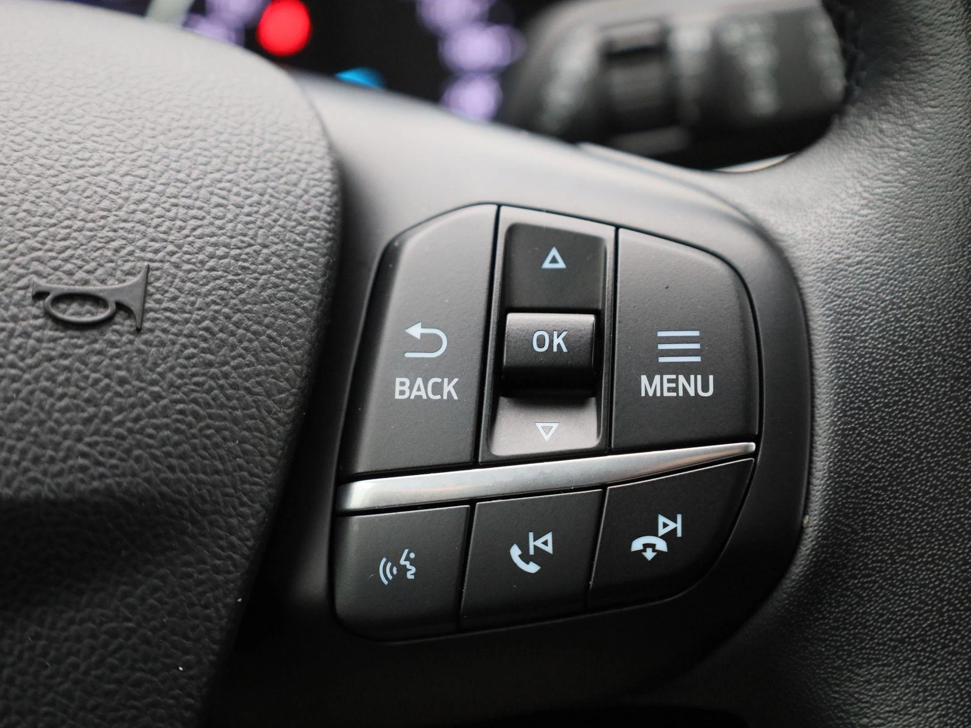 Ford-Kuga-image-24