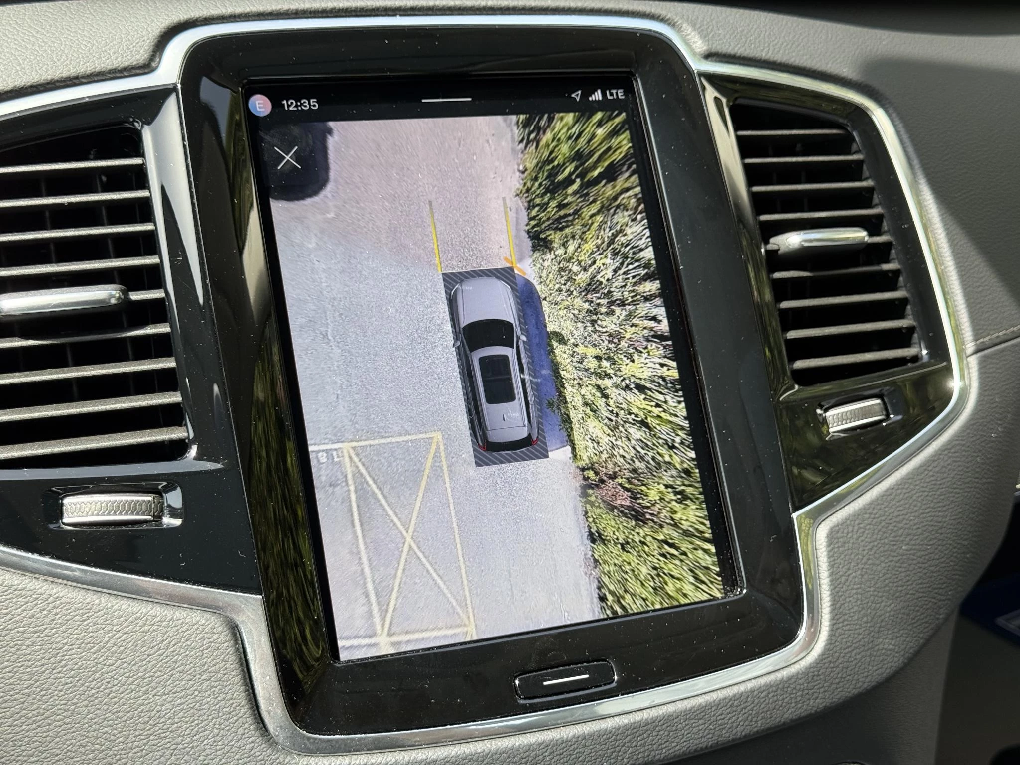 Volvo-XC90-image-4