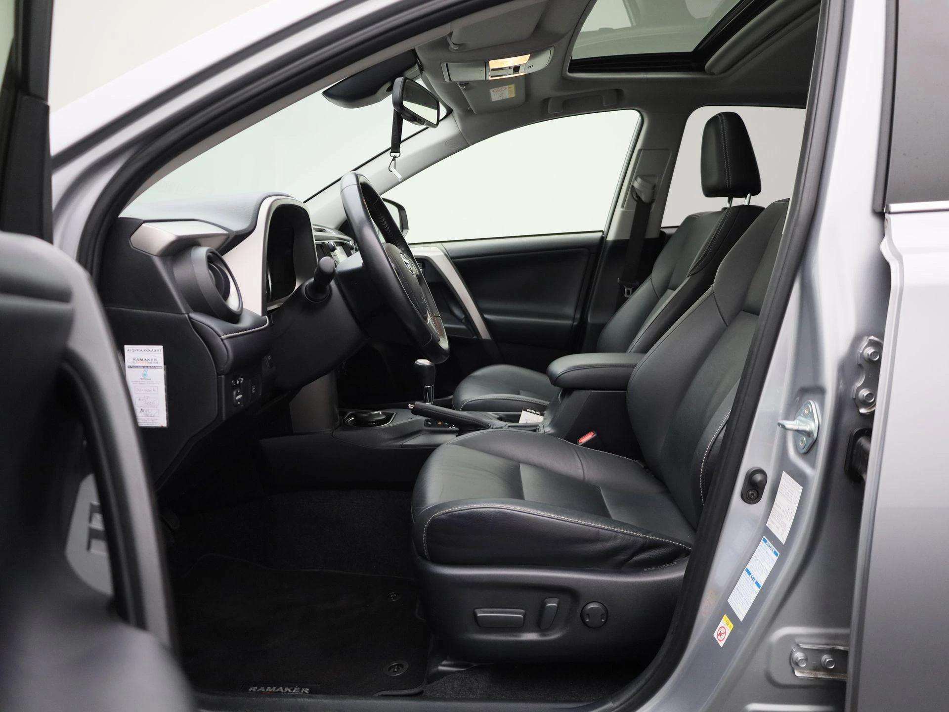 Toyota RAV4 2.5 Hybrid AWD Executive