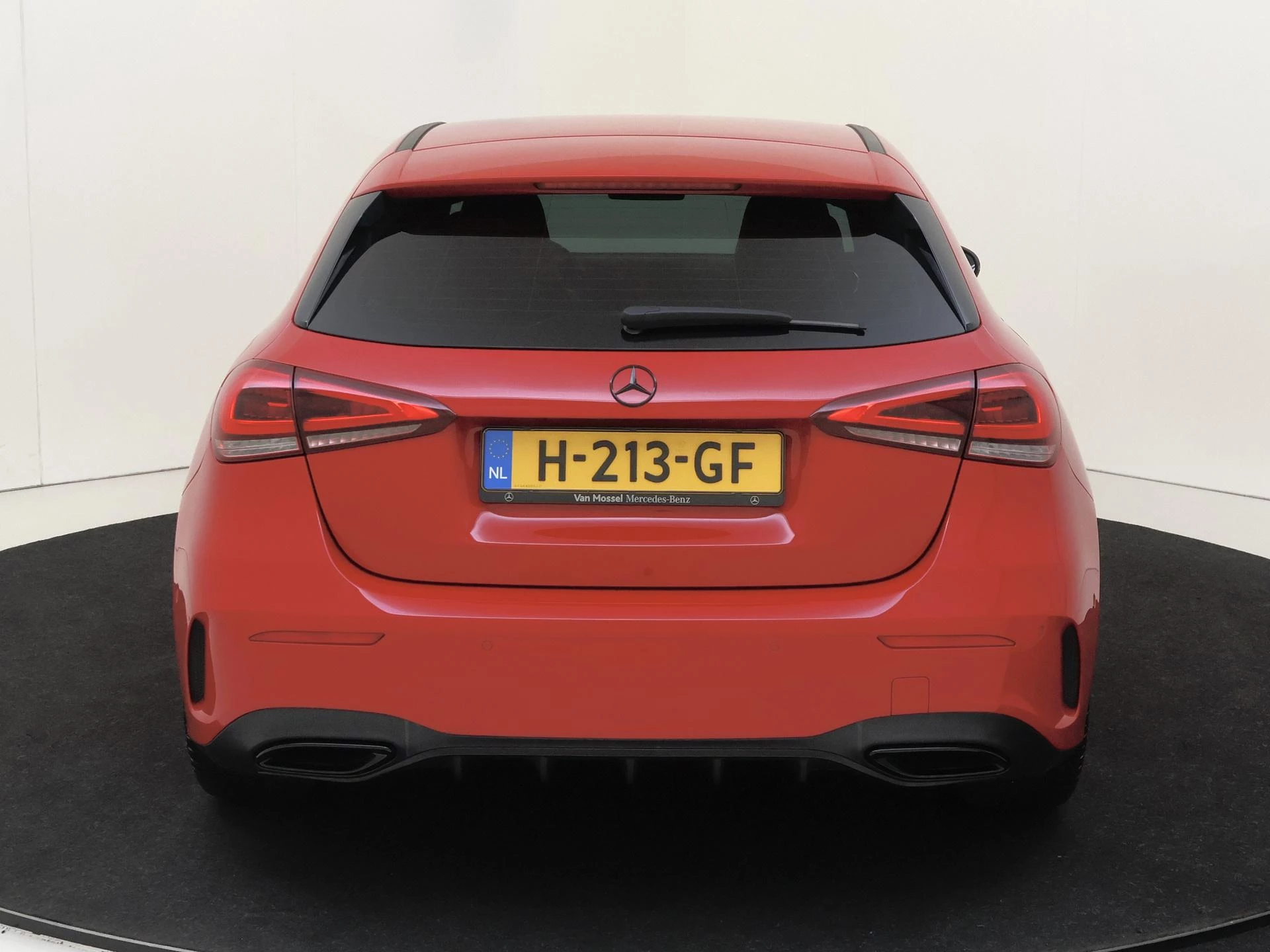 Mercedes-Benz-A-Klasse-image-6