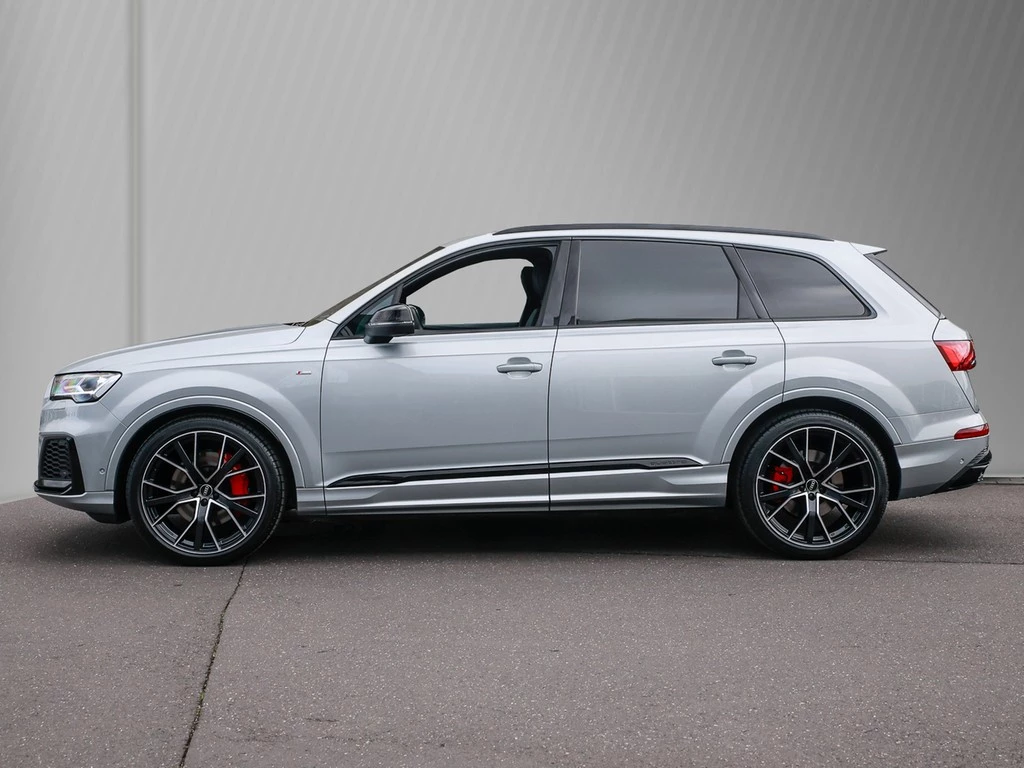 Audi Q7 55 TFSI S line competition + Panorama B&O
