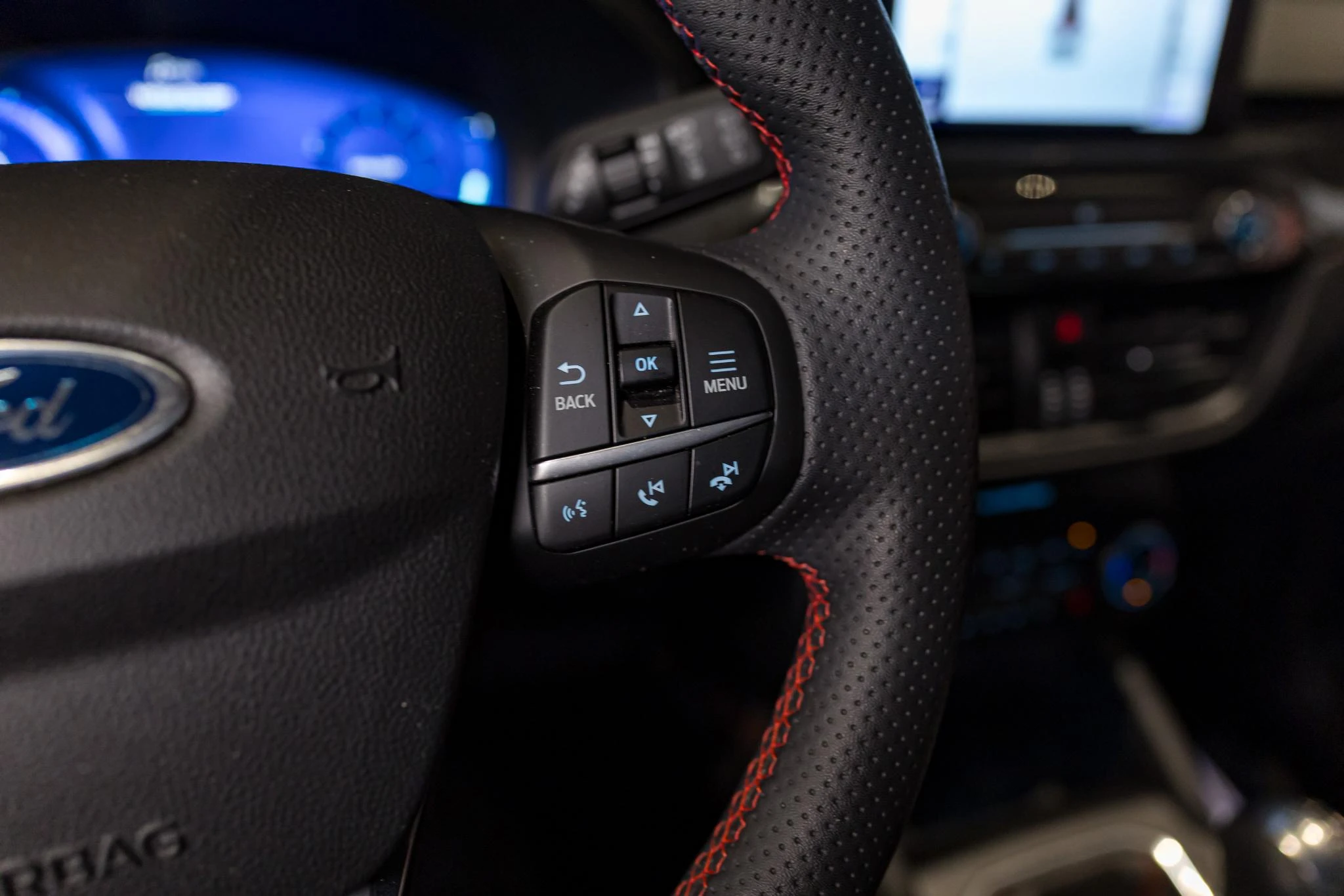 Ford-Kuga-image-25