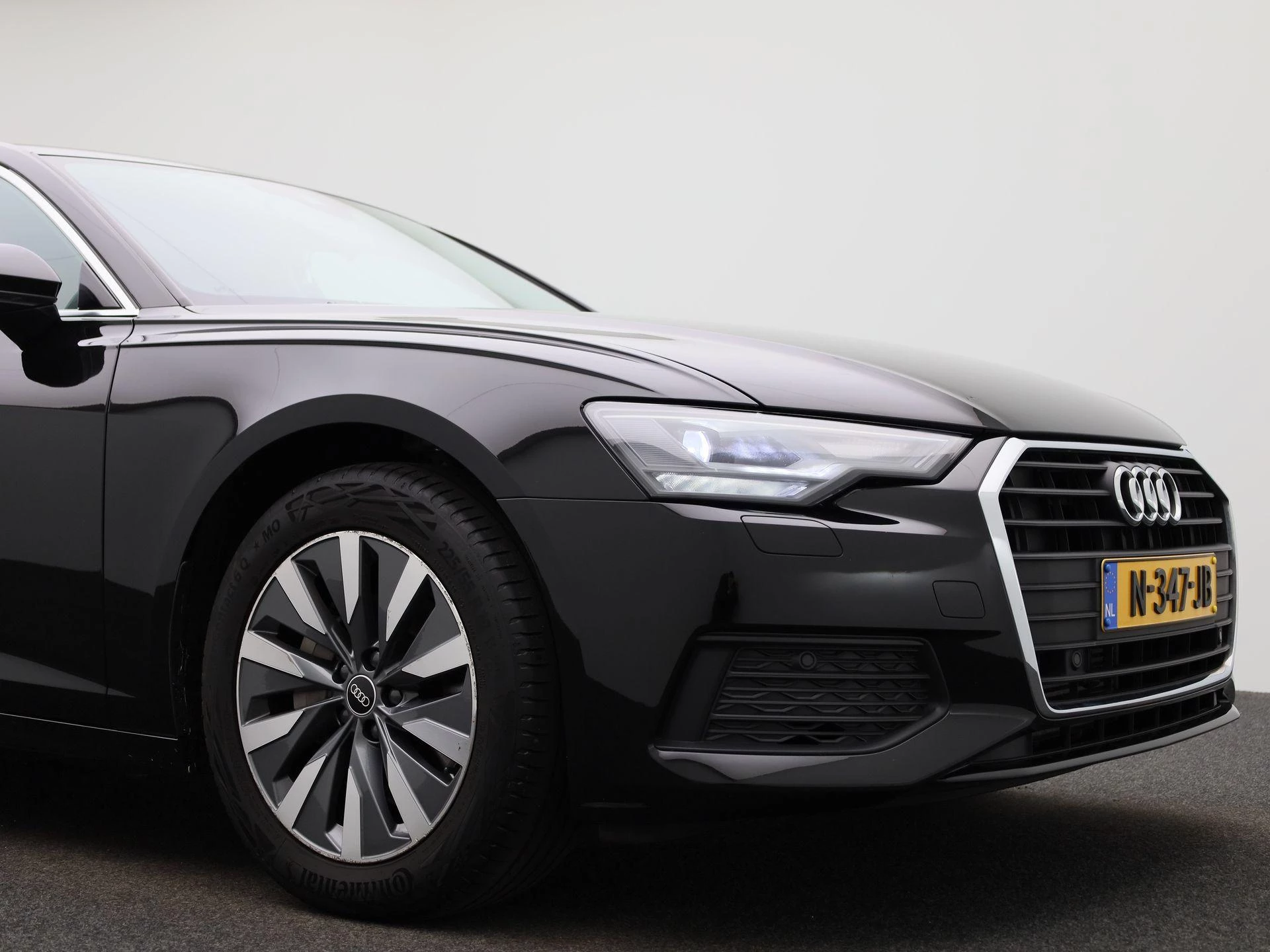Audi-A6-image-44