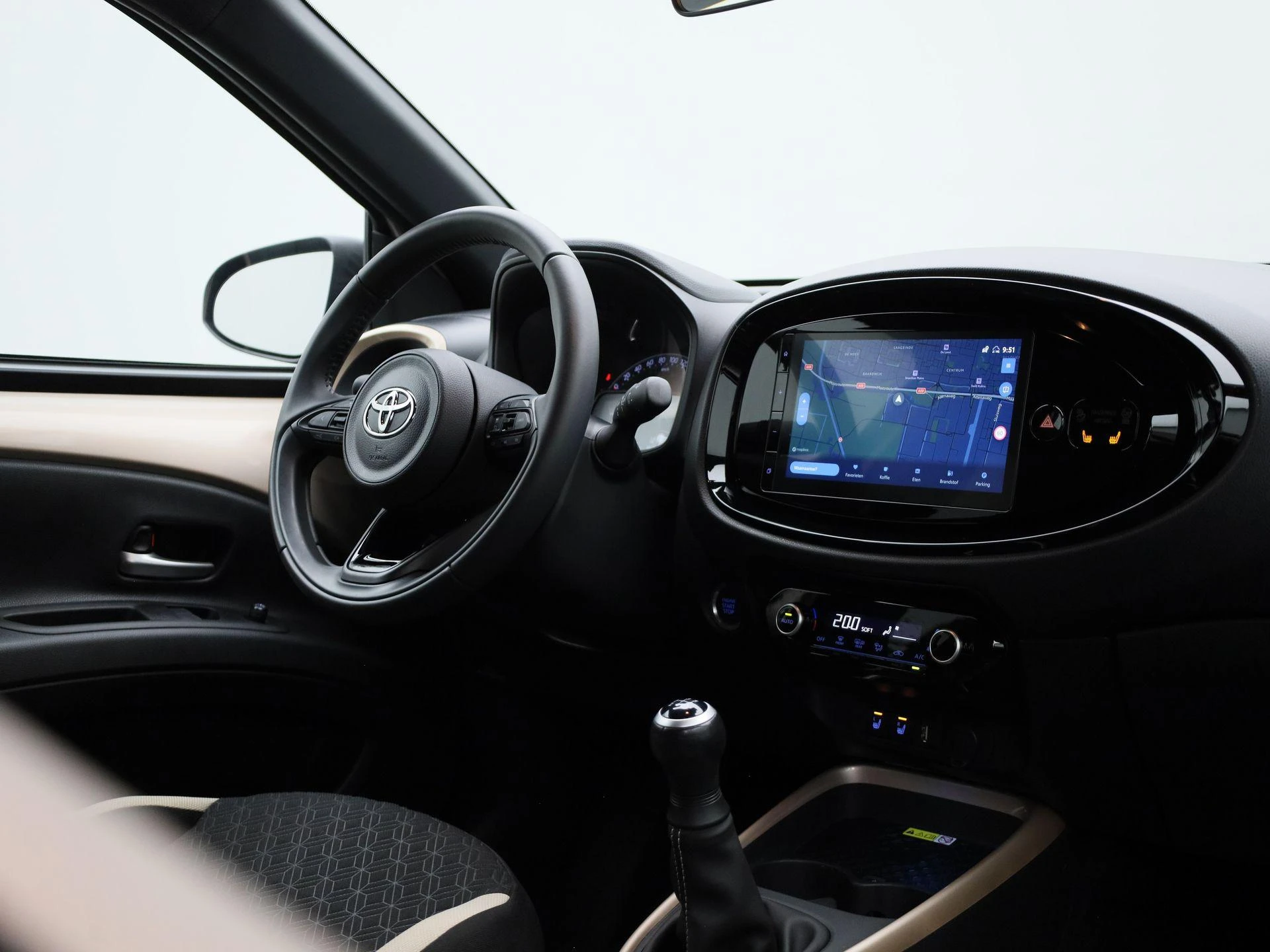Toyota Aygo X 1.0 VVT-i MT Premium