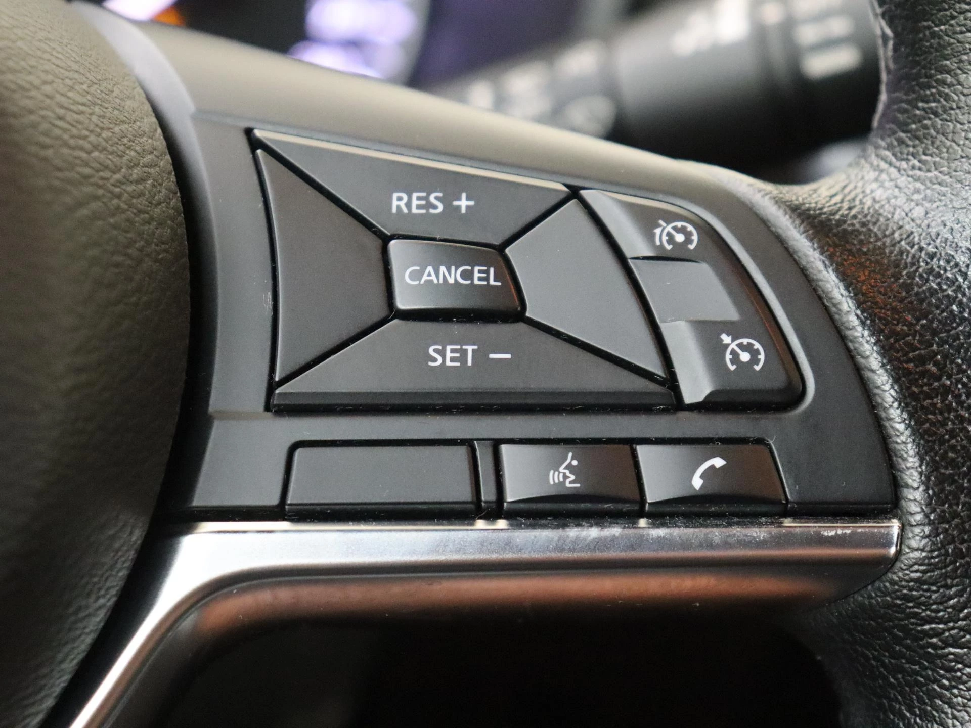 Nissan-Juke-image-13