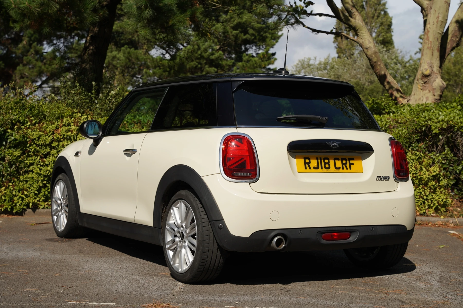 MINI-Cooper-image-2