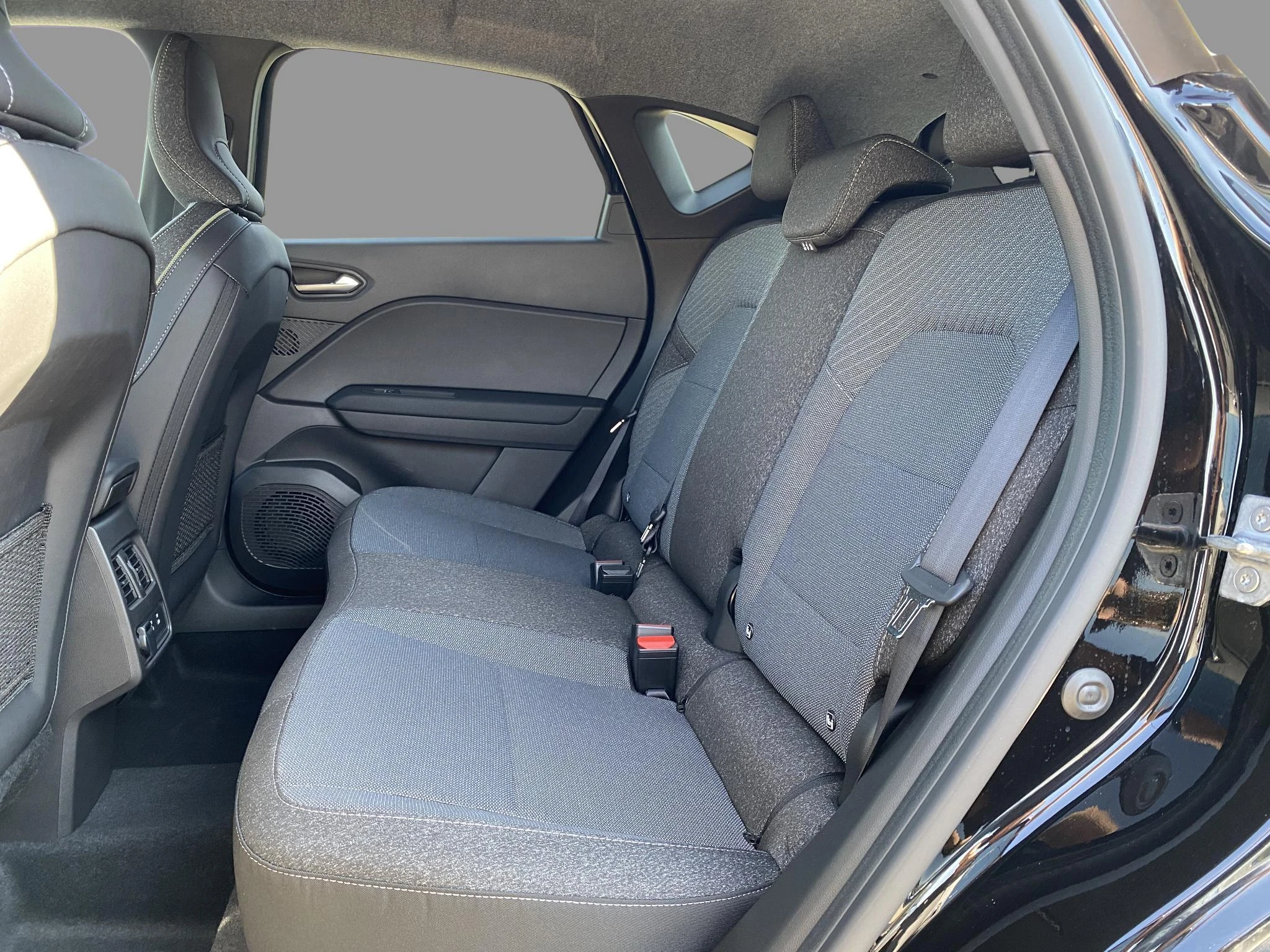 Renault-Captur-image-13