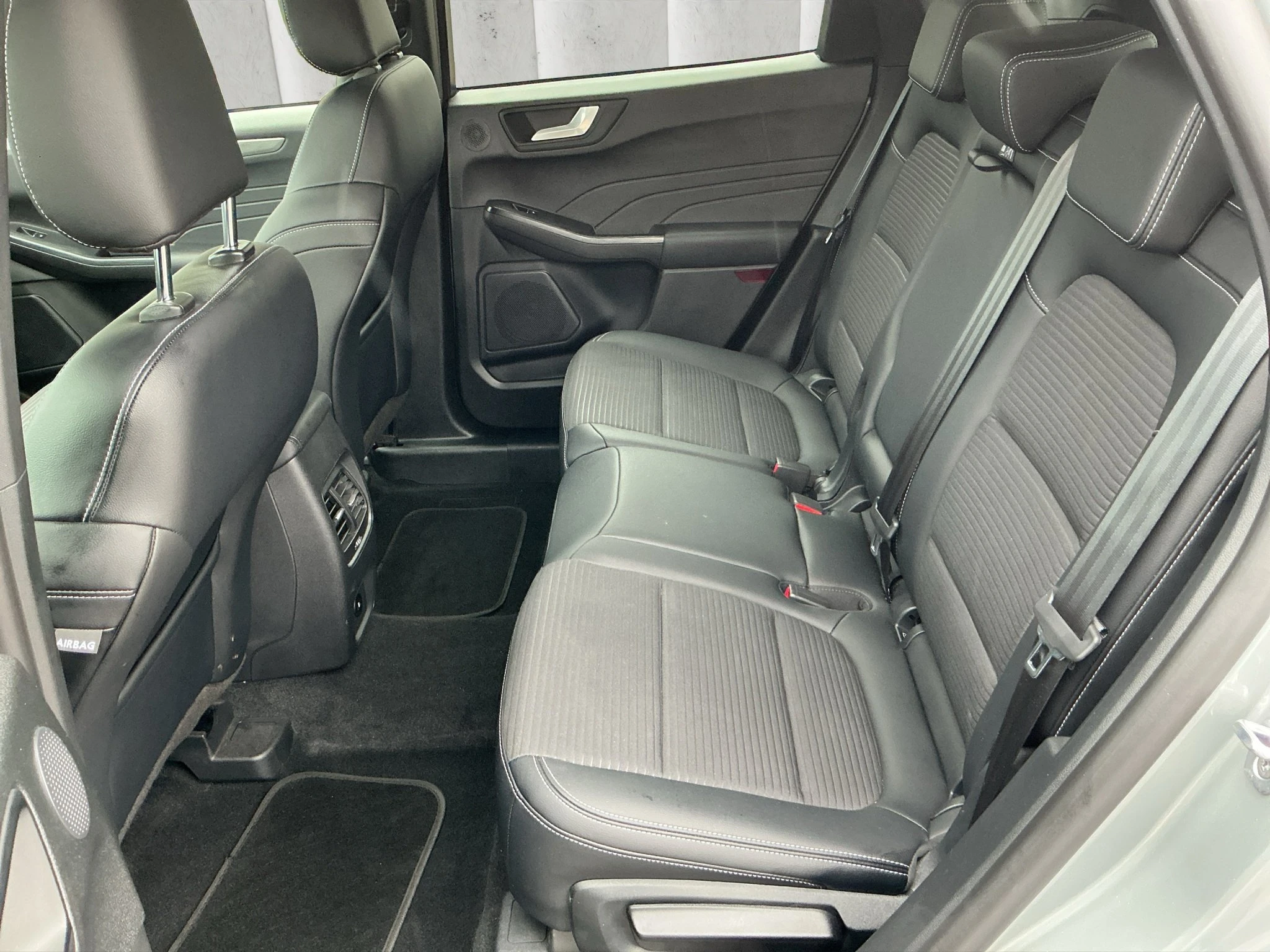 Ford-Kuga-image-10