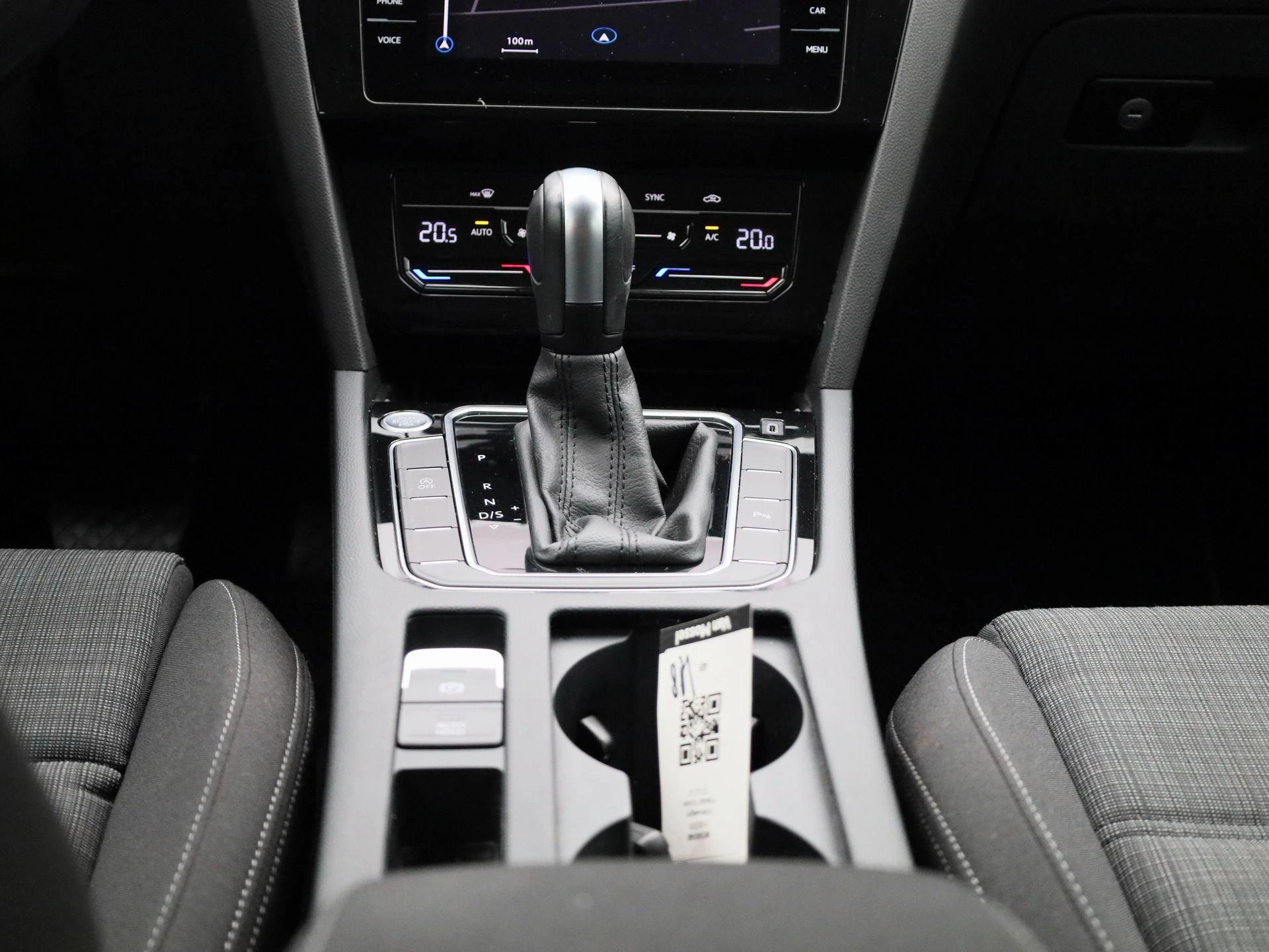 Volkswagen-Passat-image-9