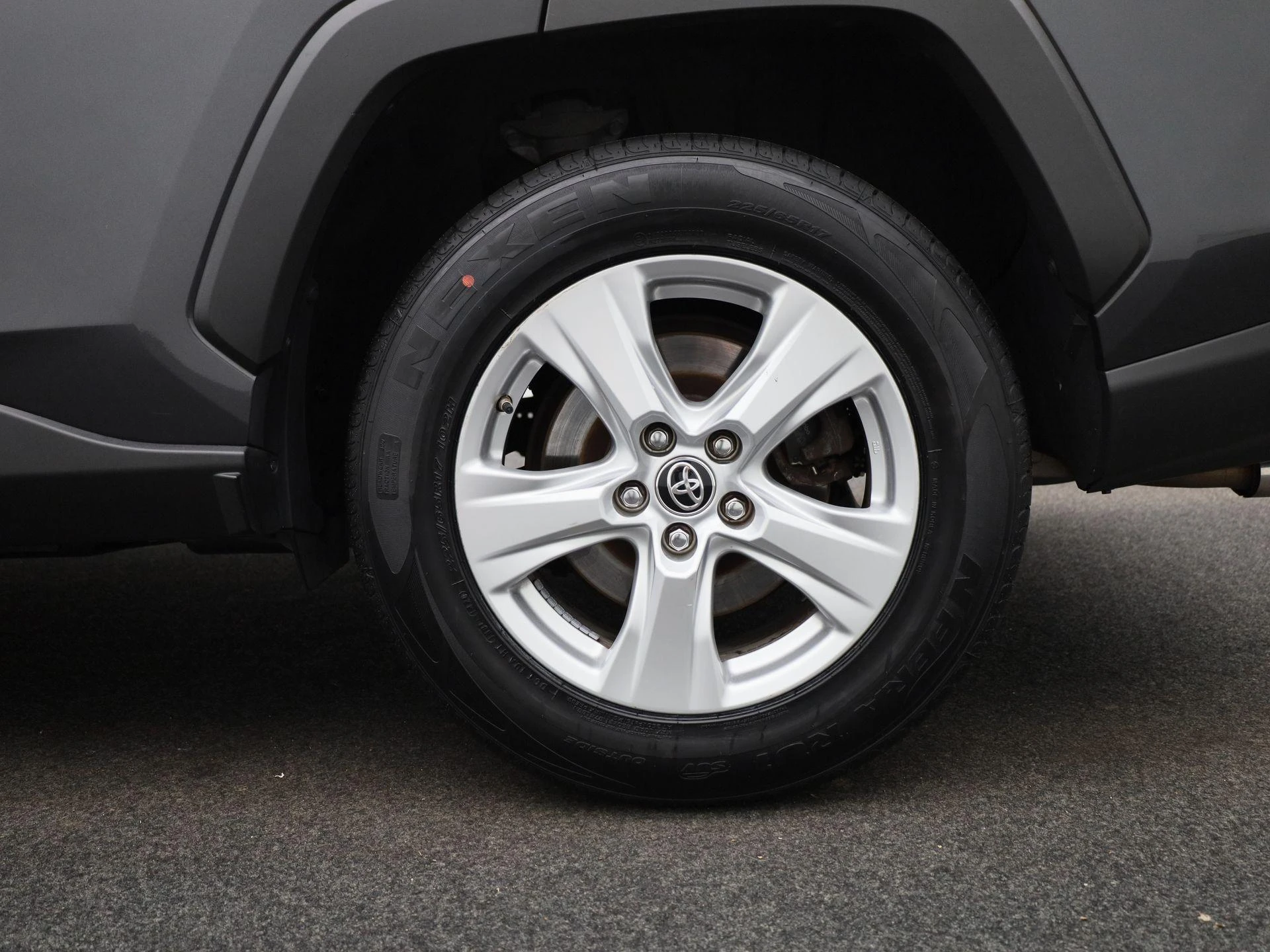 Toyota-RAV4-image-12