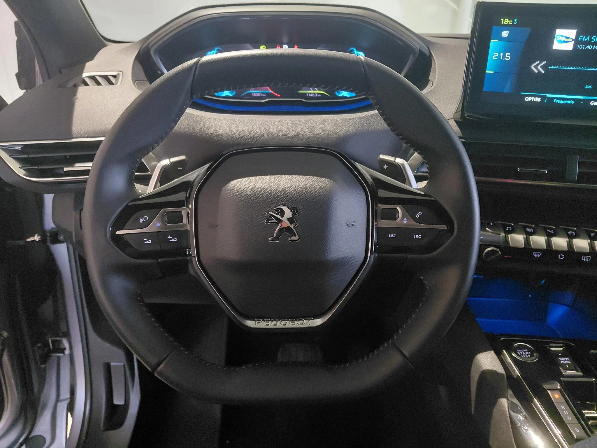 Peugeot 3008 1.6 HYbrid 225 Allure