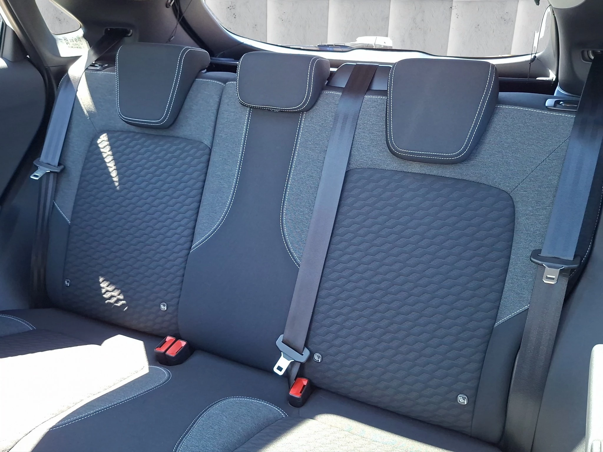 Ford Puma Titanium 1.0 EB MHEV Aut. | LED | Pano | GJR | SHZ | PDC | LMF | Navi