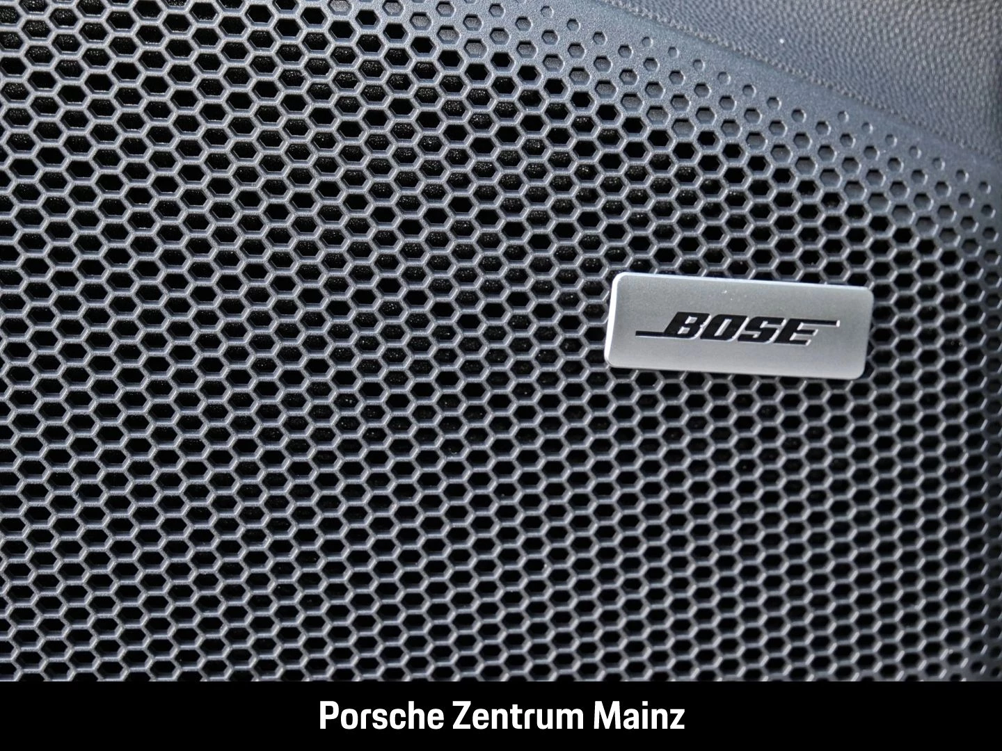 Porsche Macan 4 Surround-View Luftfederung Sitzbelüftung -