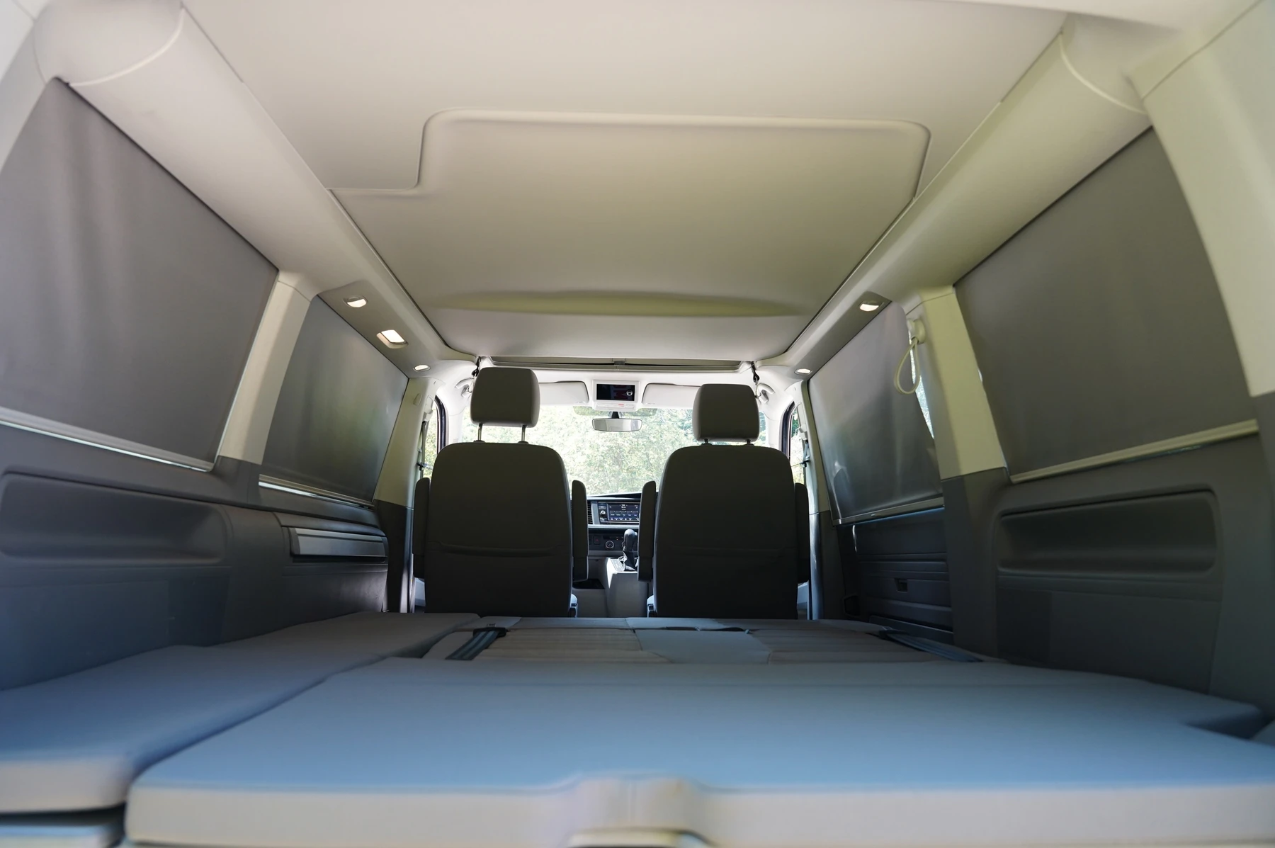 Volkswagen-California-image-10