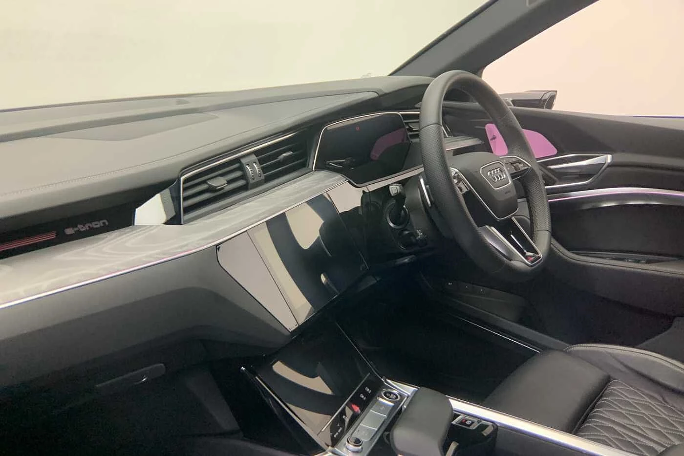Audi-e-tron-image-11